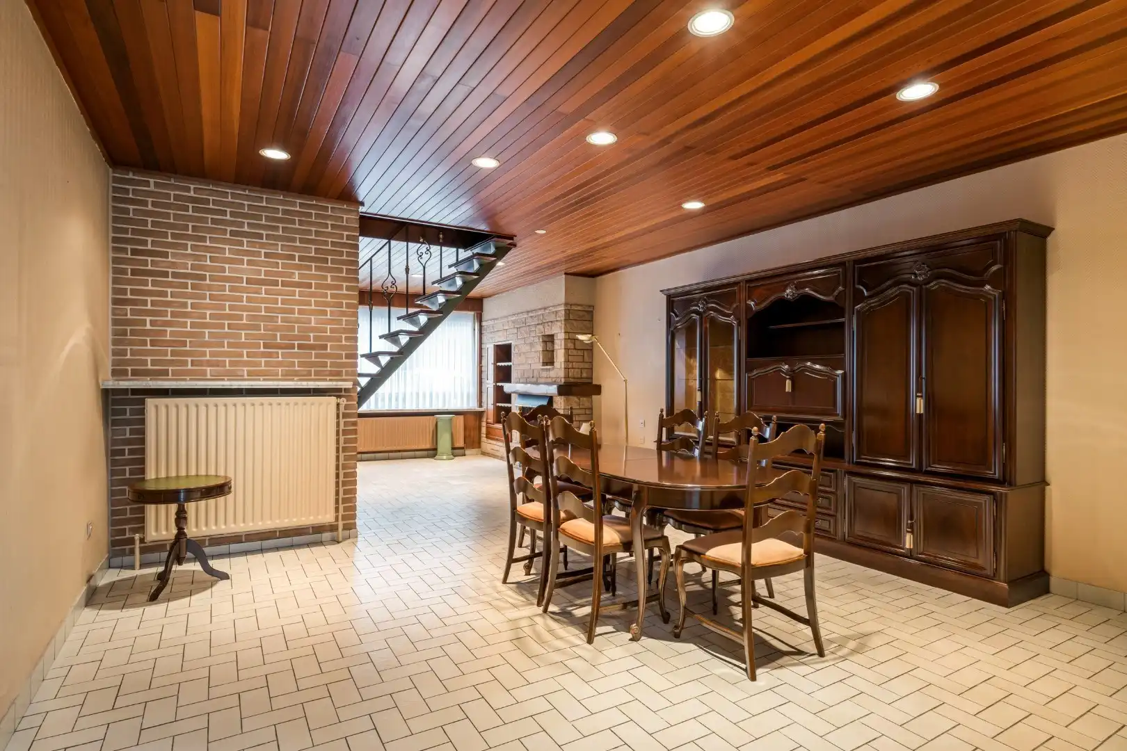 Woning met 3, mogelijks 5 slaapkamers en tuin met uitweg in Kortrijk-centrum foto 8