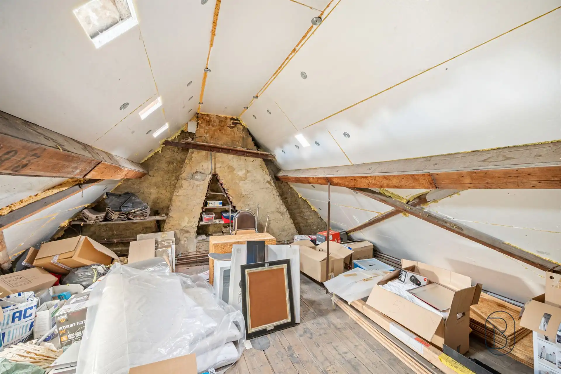 Instapklare woning met 2 slpk en tuin in het centrum foto 11