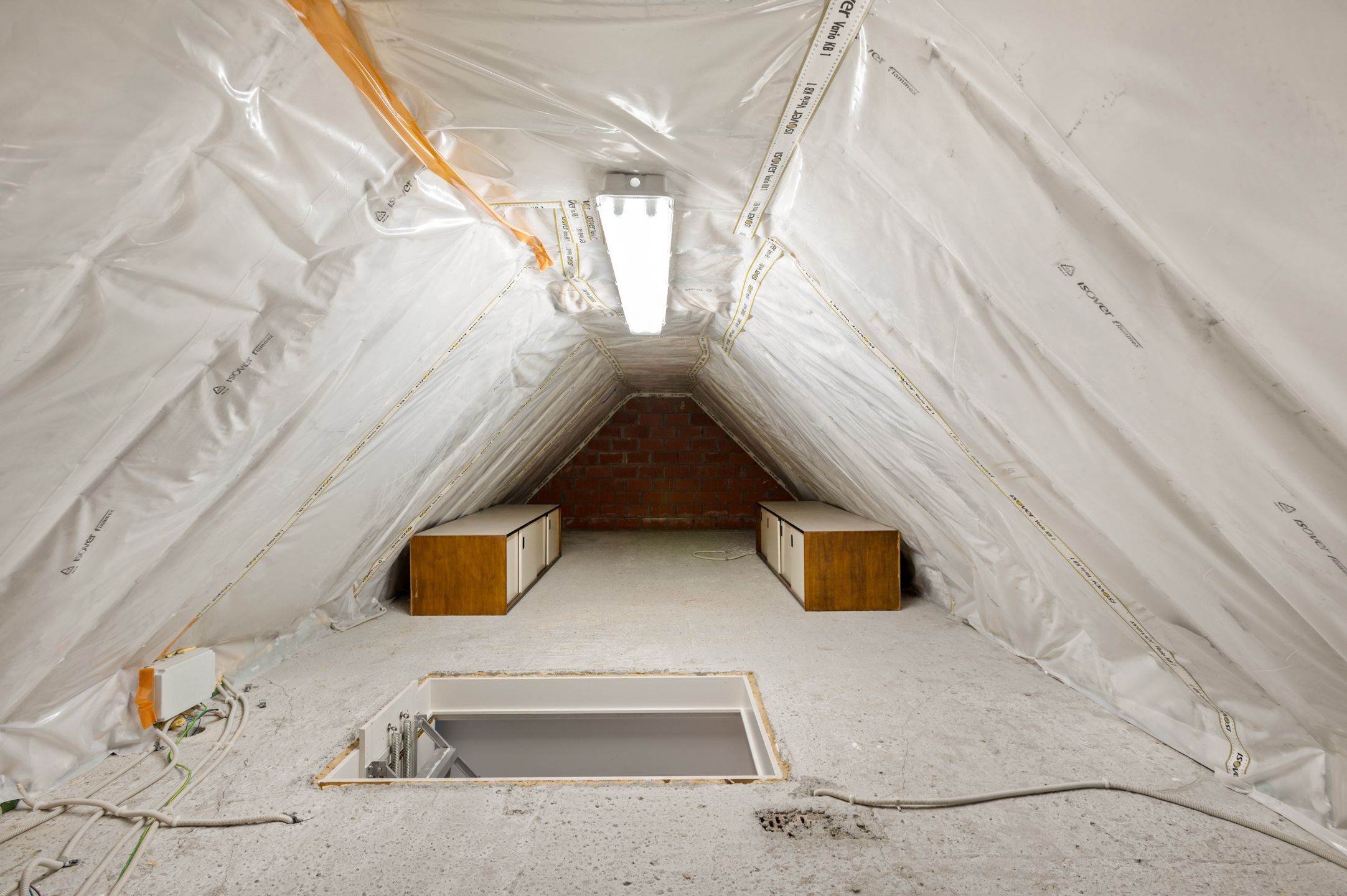 Duplexappartement met groot terras, zolder & 2 staanplaatsen foto 34