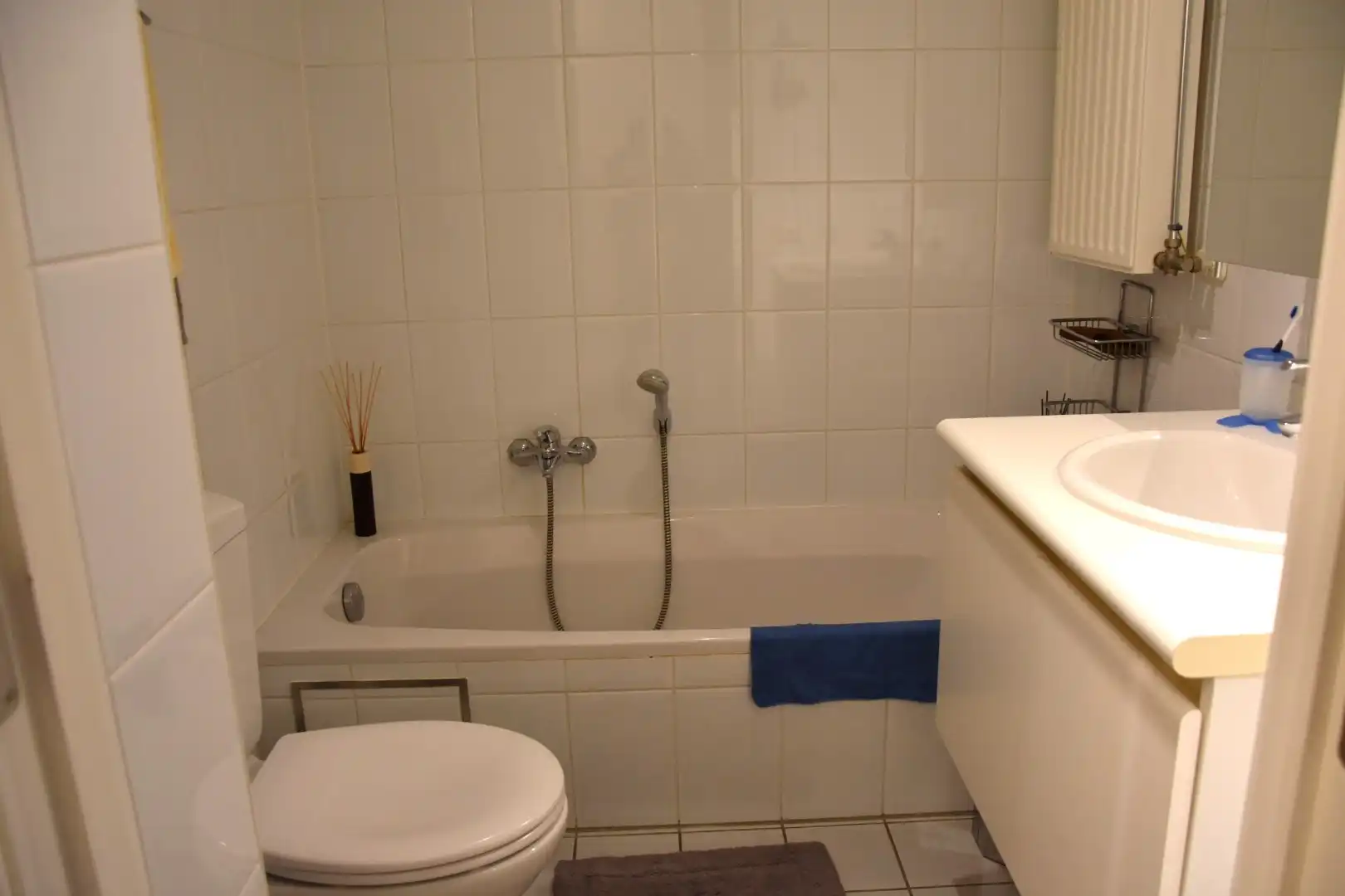 Ruim appartement met 2 slaapkamers foto 5