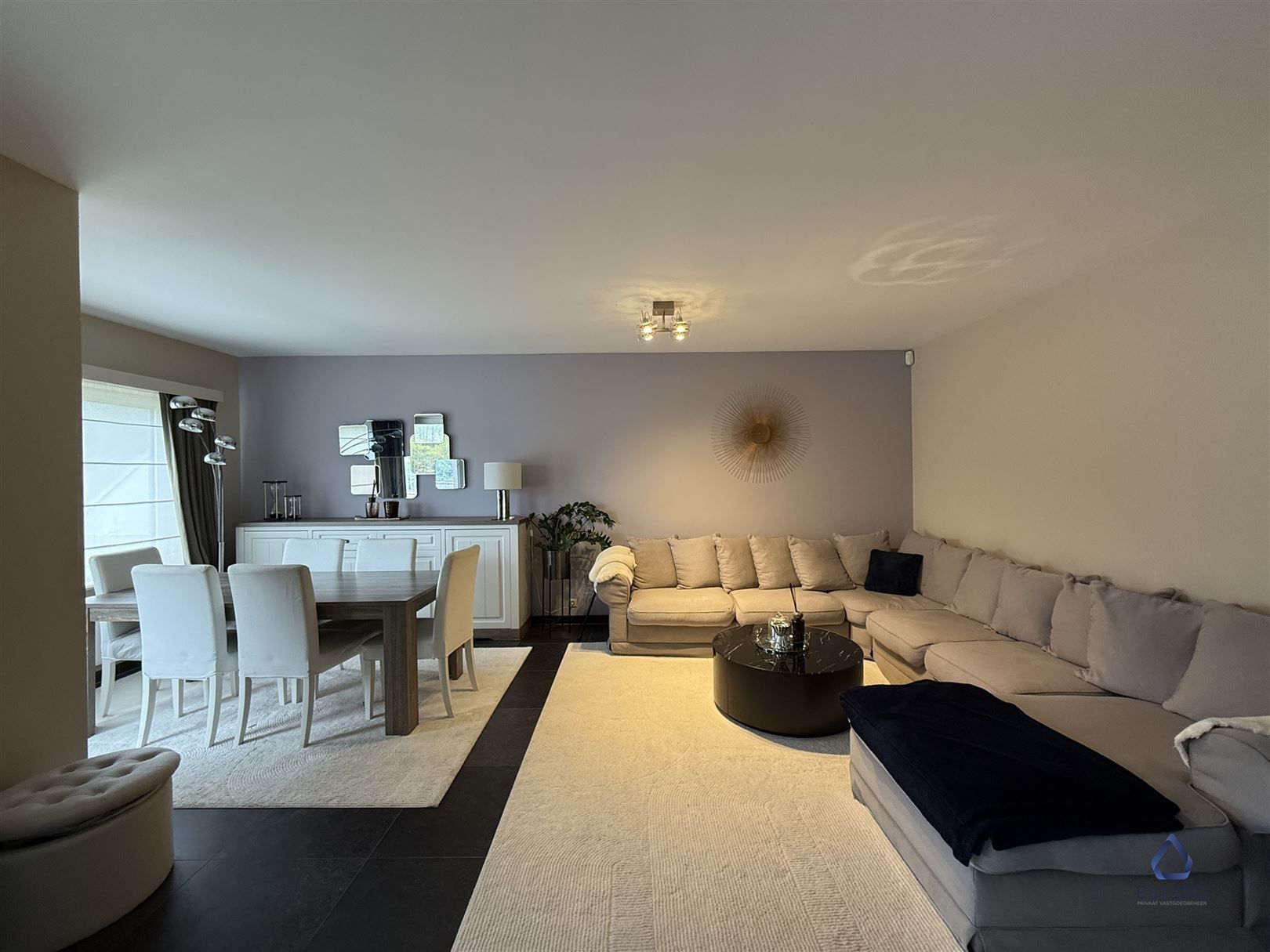 Ruim appartement met 3 slaapkamers en terras foto 3