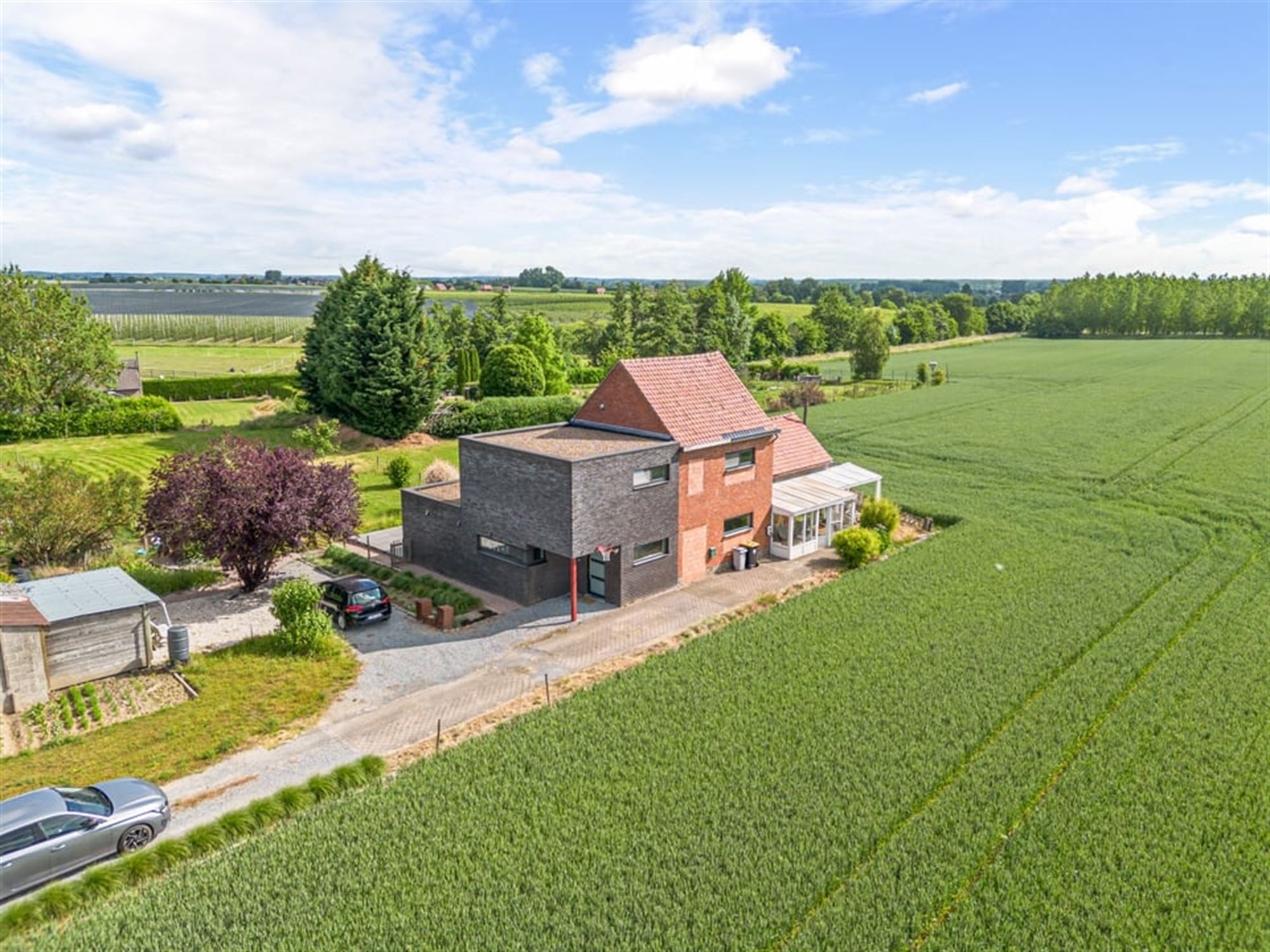 RUIME GEZINSWONING OP EEN PERCEEL VAN MAAR LIEFST 26A IN GEETBETS foto {{pictureIndex}}