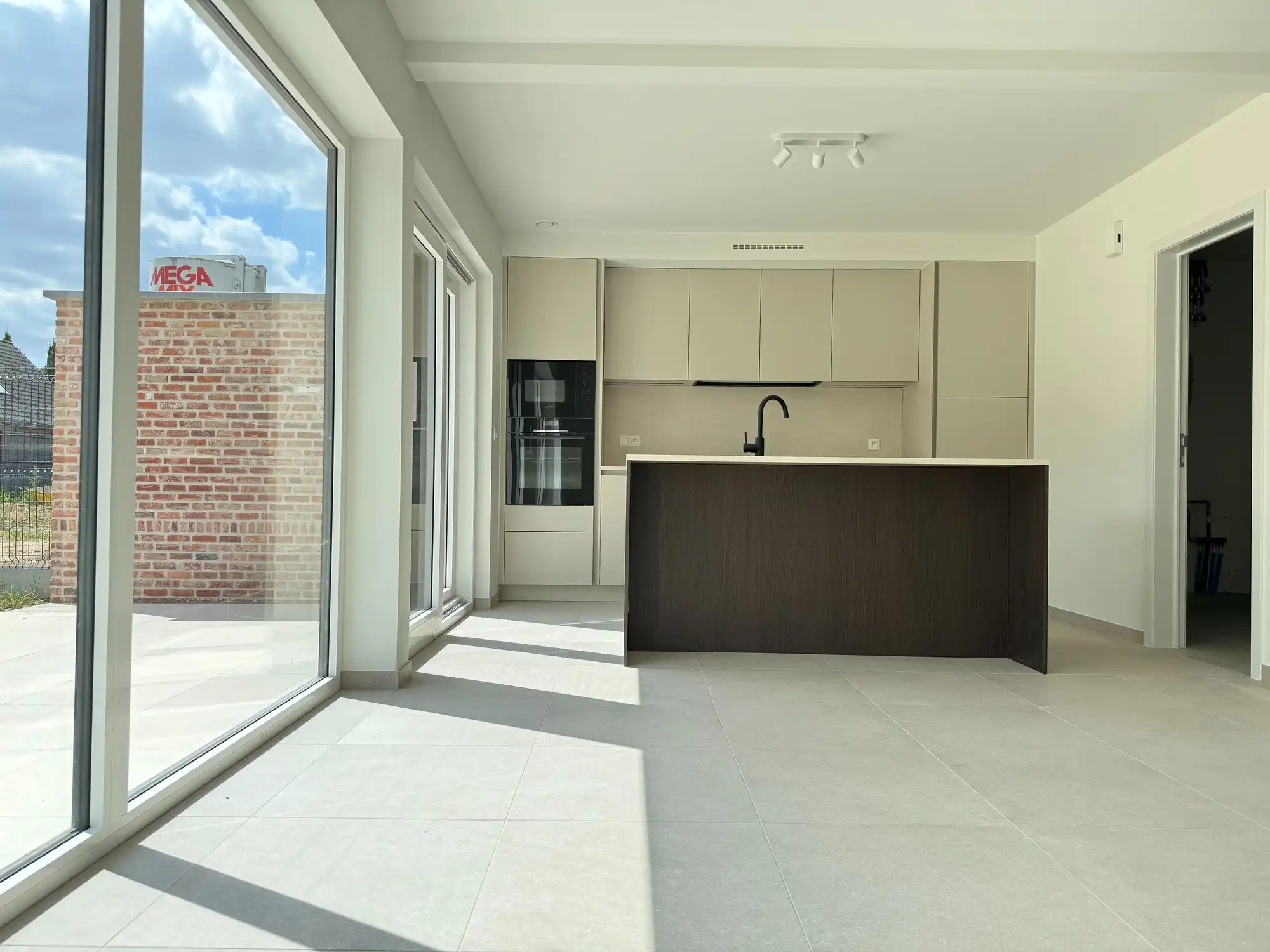 Nieuwgebouwde energiezuinige halfopen woning  | Ritsaard 28 foto 3
