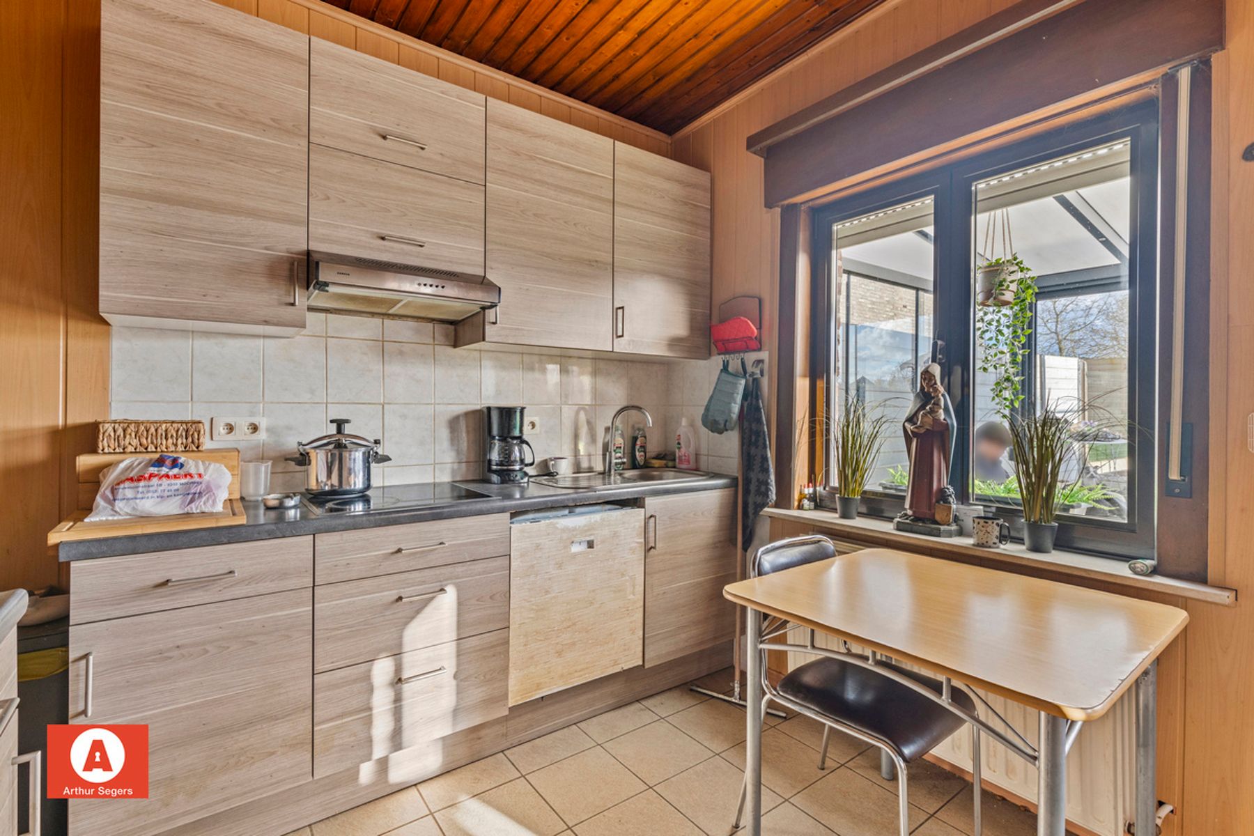IN OPTIE - Open Bebouwing mét 4 slaapkamers op 15are. foto 10