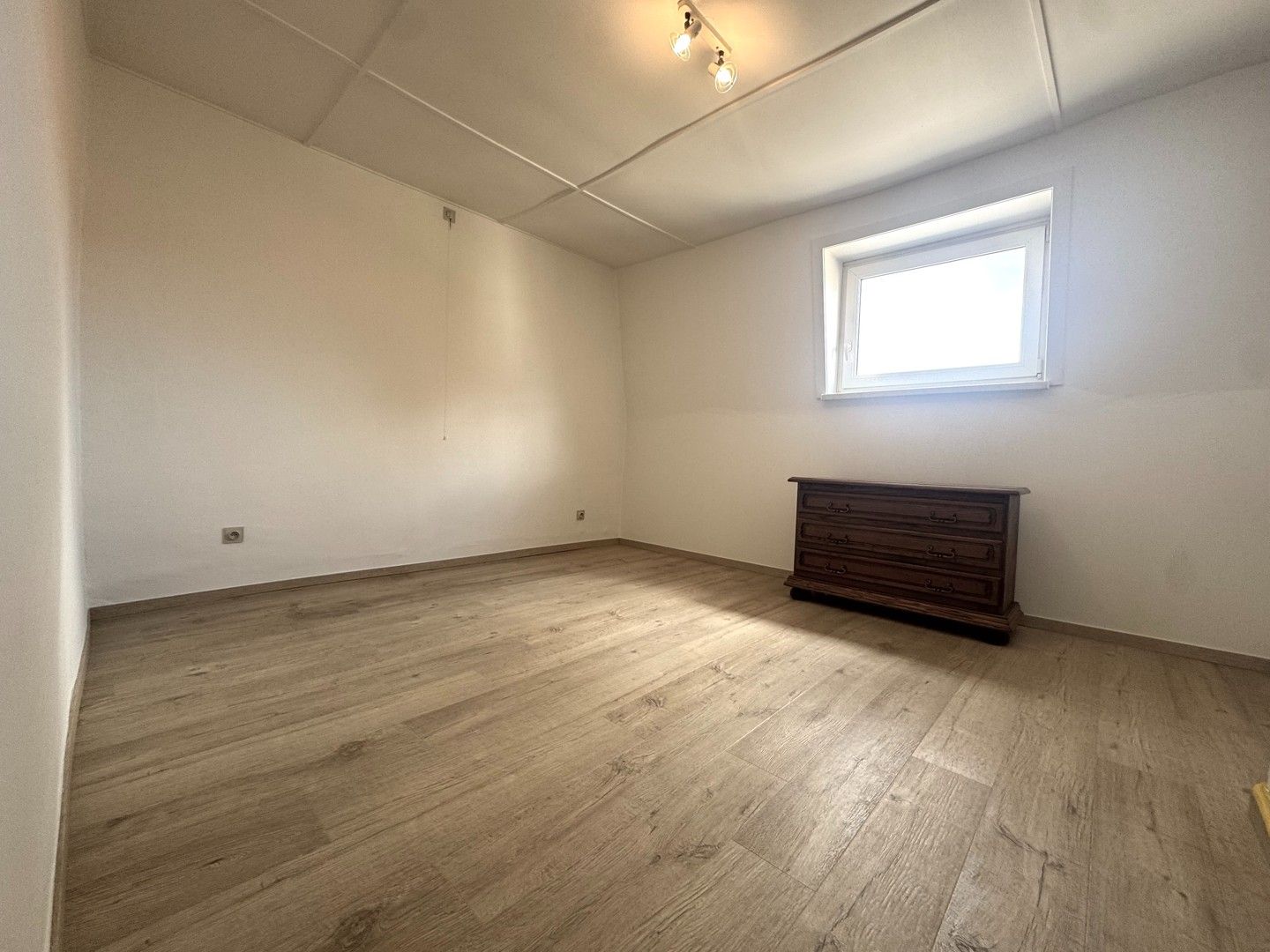 Charmante woning vlakbij centrum Moen! foto 11