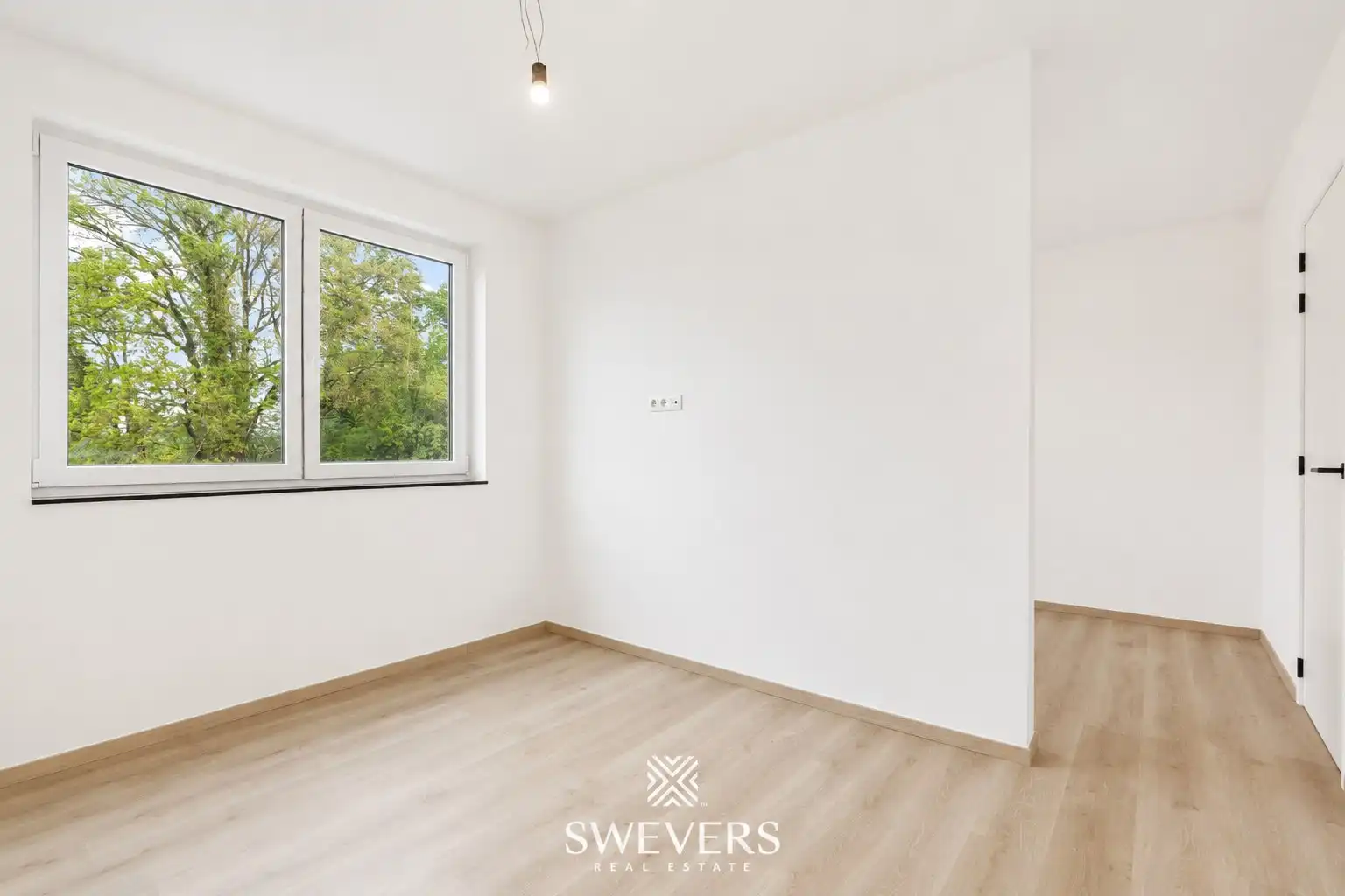 Energiezuinige en lichtrijke nieuwbouwwoning op een rustige locatie te Heusden-Zolder foto 13