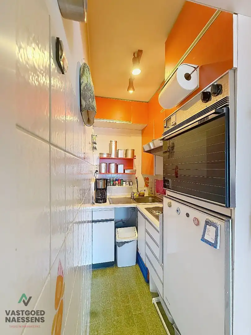 OP TE FRISSEN STUDIO MET ZICHT OP ZEE EN TERRAS foto 3