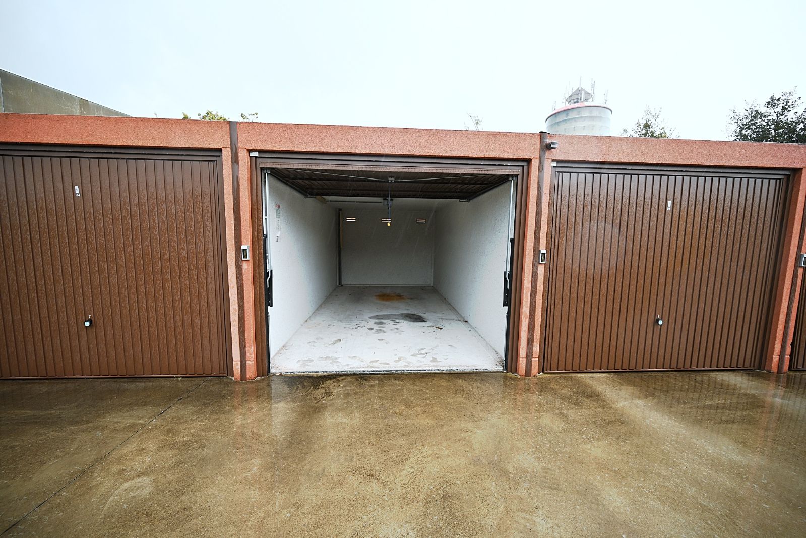 Garage te huur foto 3