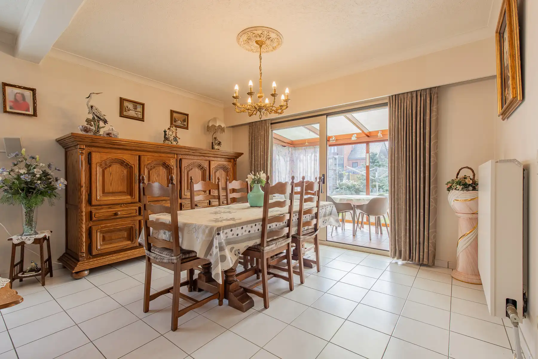 Fantastisch gelegen bungalow foto 3