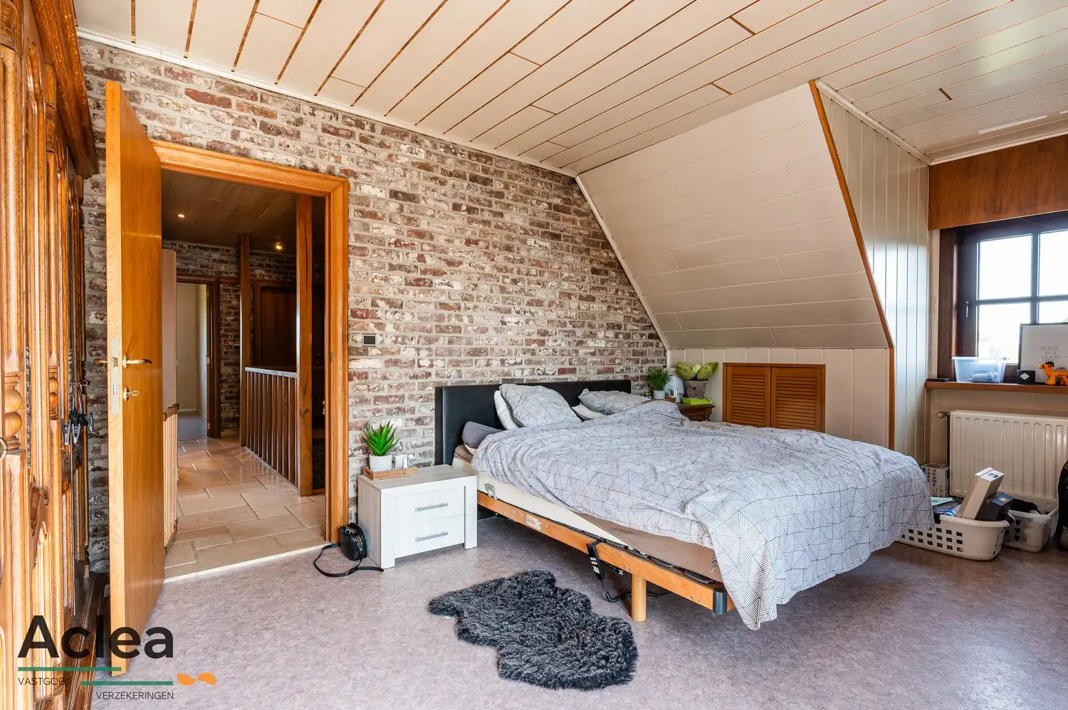 Rustig gelegen villa in landelijke stijl, omgeven door groen en natuur foto 19