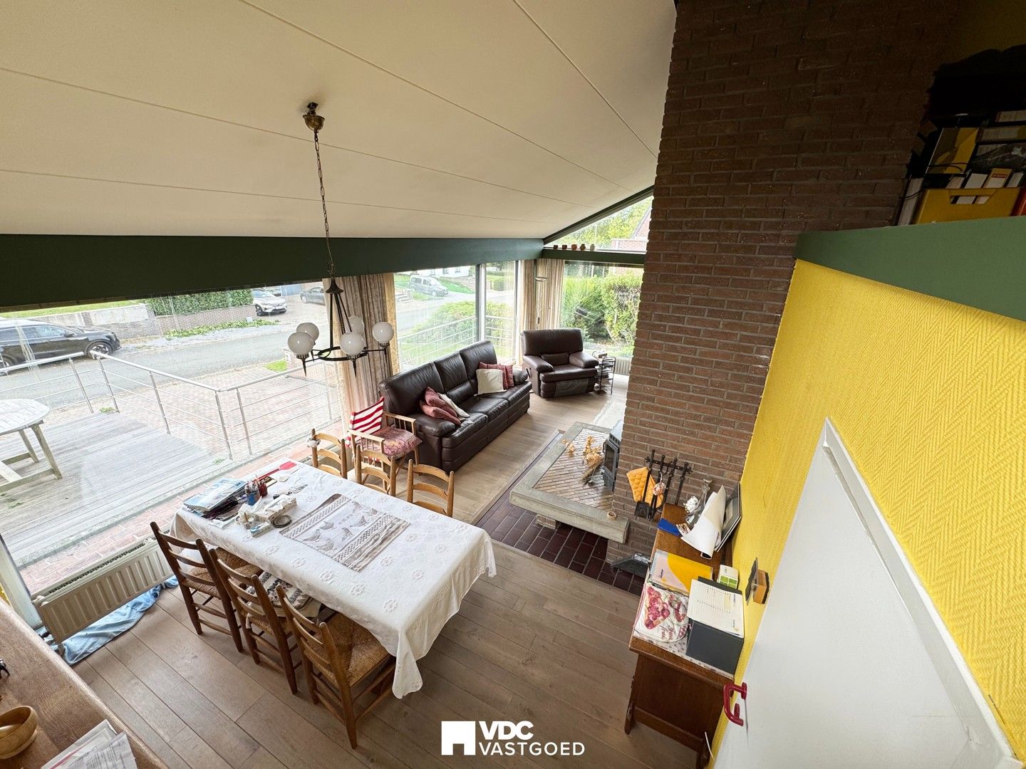 Ruime open bebouwing met prachtige tuin en 4 slaapkamers! foto 7