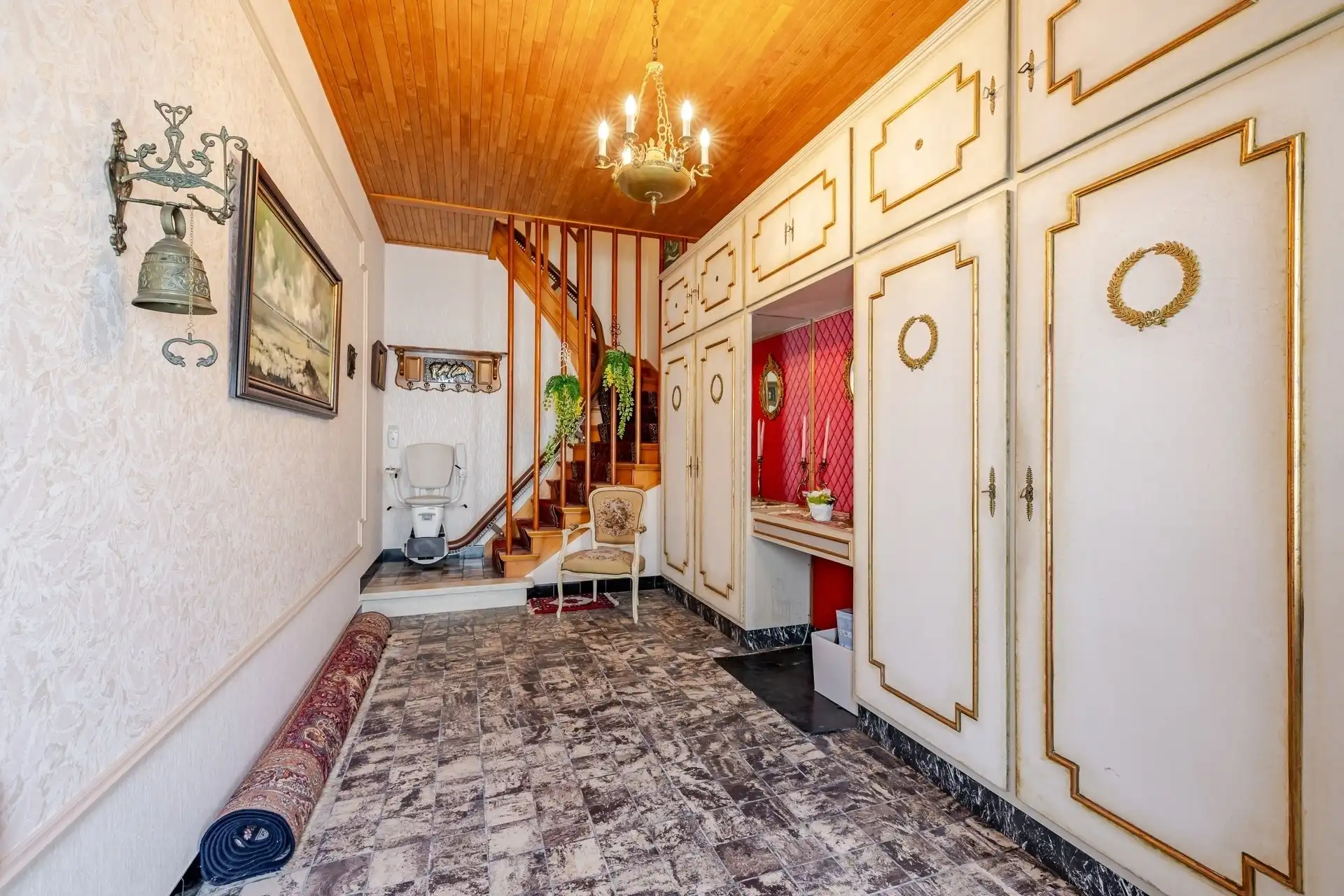 Te renoveren meergezinswoning met 2 woongelegenheden op toplocatie! foto 8
