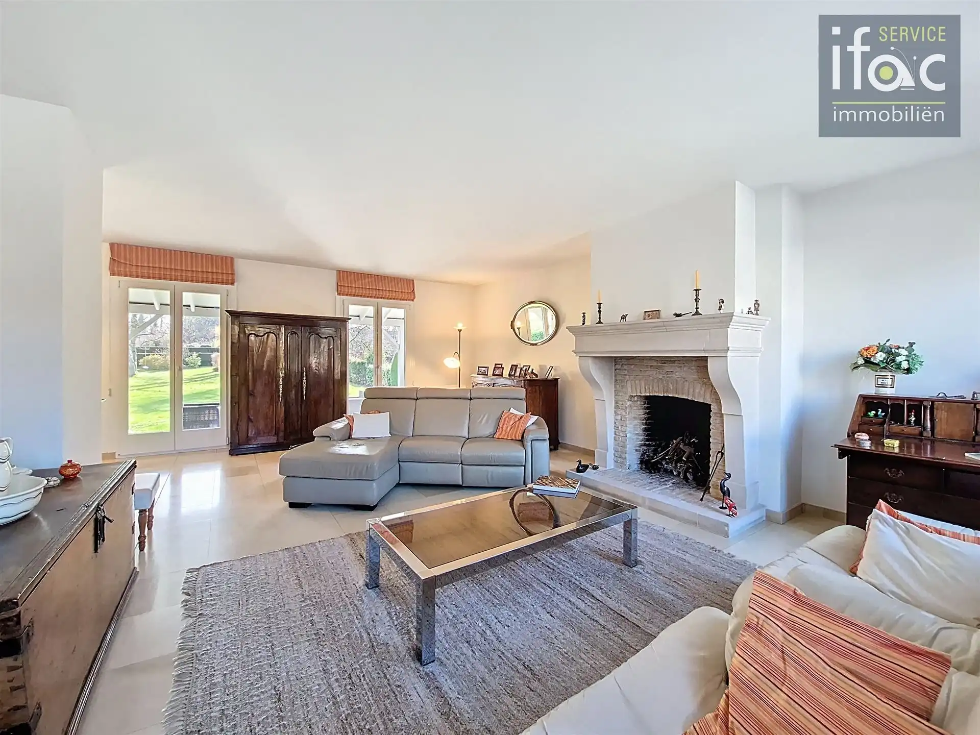 Centraal en rustig gelegen zuid gerichte villa op 11a16ca  foto 6