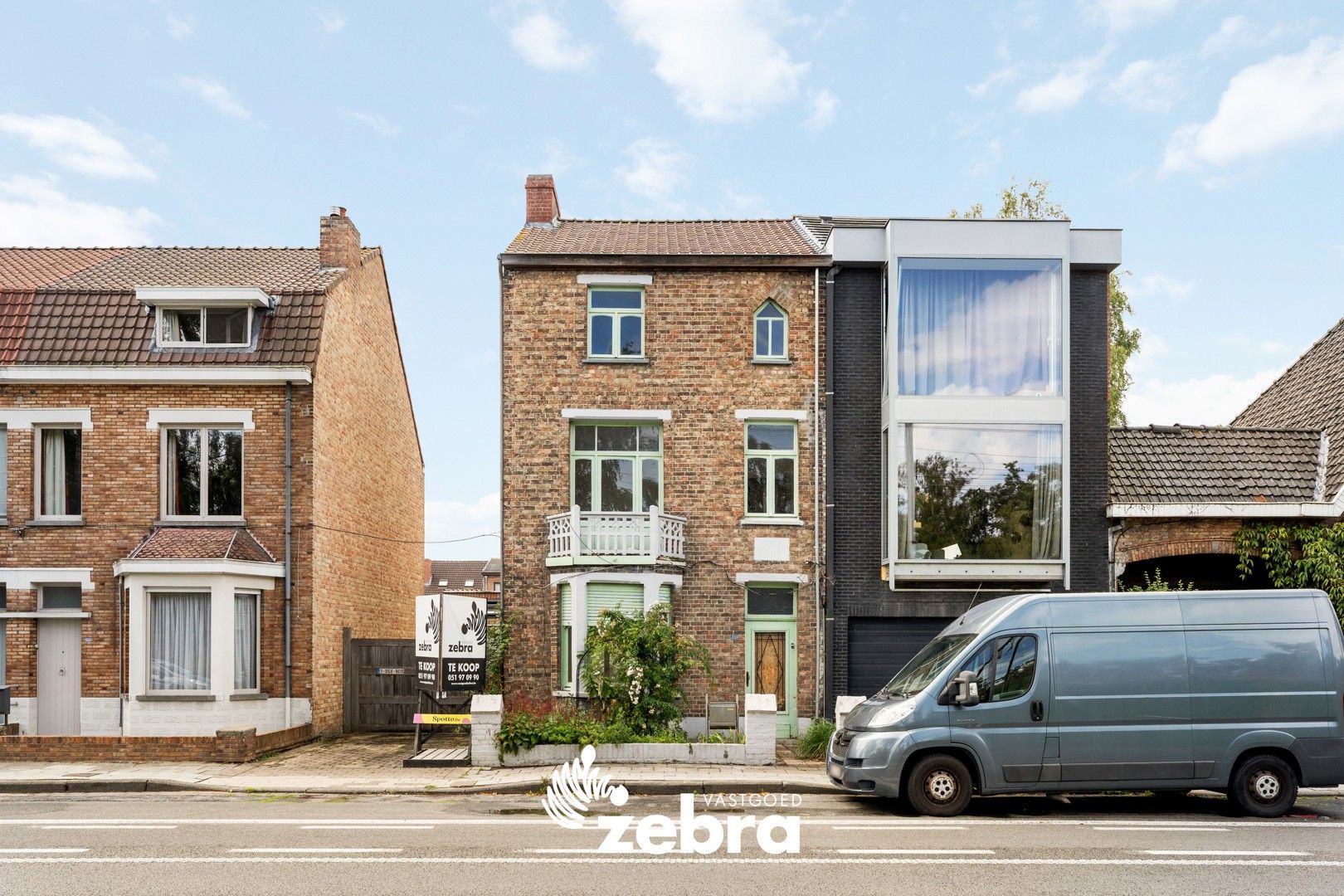 Te renoveren woning met 5 slaapkamers en veel potentieel in Sint-Michiels! foto 3