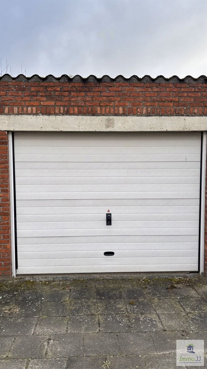 ()=>{if(producerUpdateValueVersion(node),producerAccessed(node),node.value===ERRORED)throw node.error;return node.value} Maastrichtersteenweg 155A - 3500 Hasselt