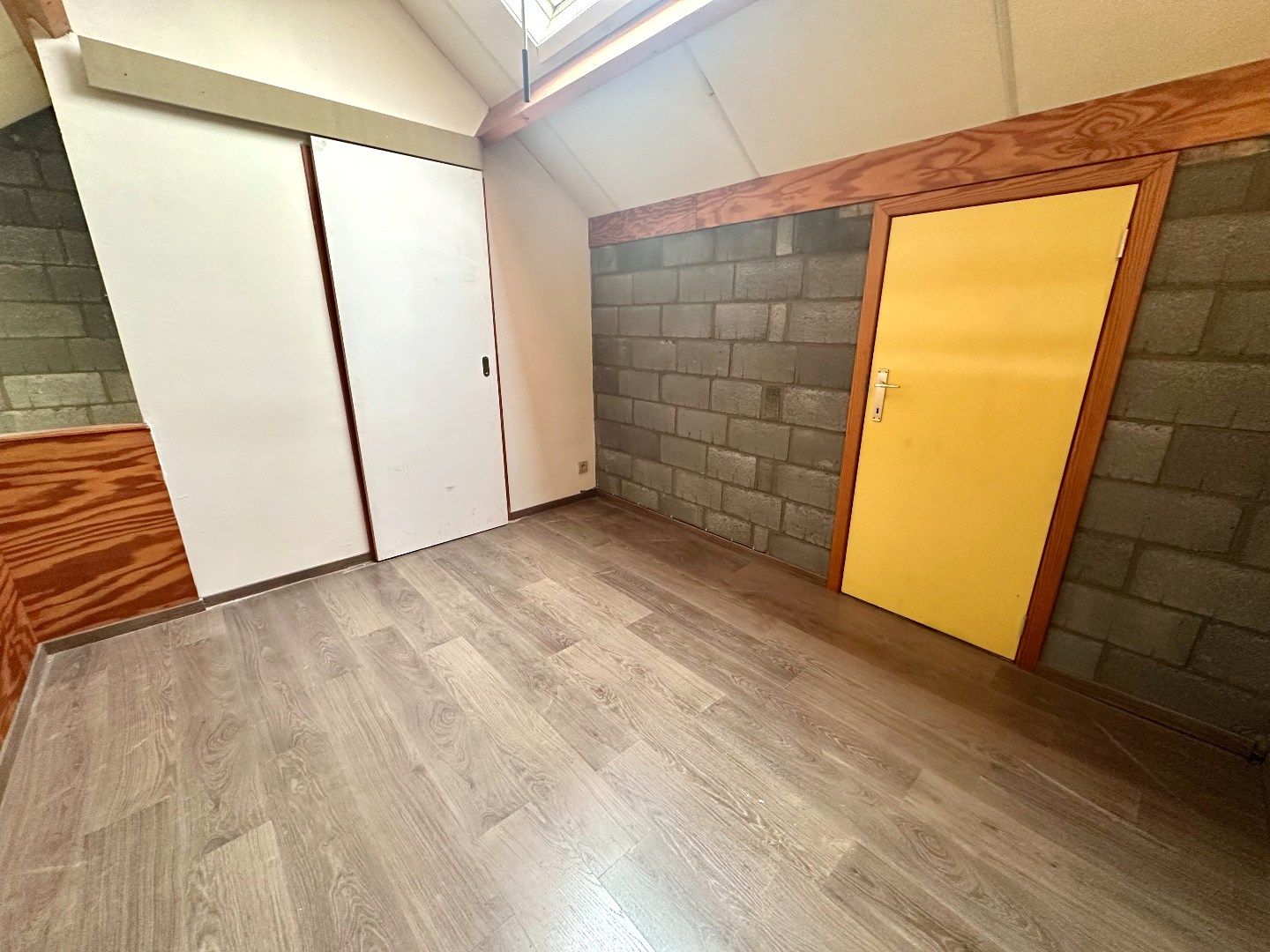 Duplexappartement met vloerverwarming in rustige woonwijk te Runkst foto 10