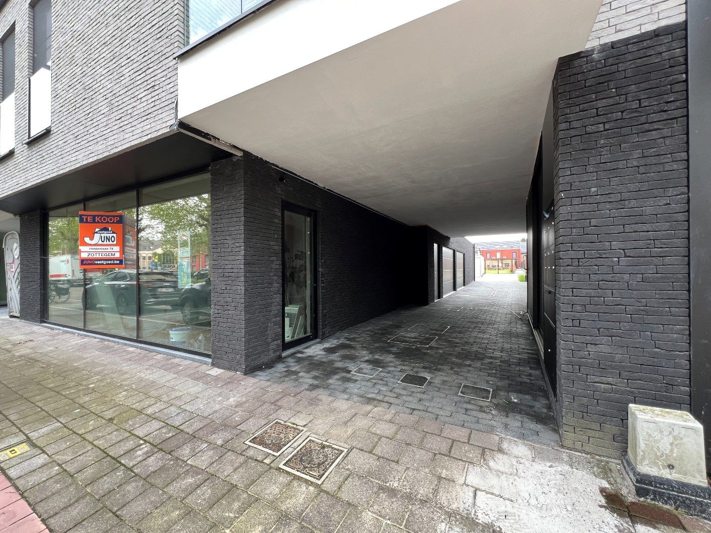 Privatieve parkeerplaats 17,5m² foto 4