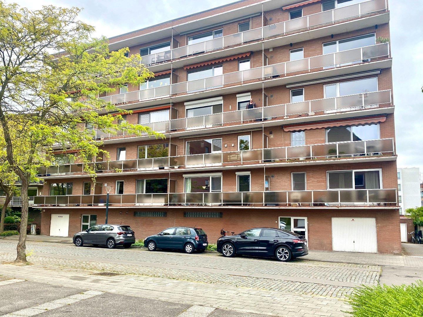 Lichtrijk gemeubeld appartement in het centrum van Leuven foto {{pictureIndex}}
