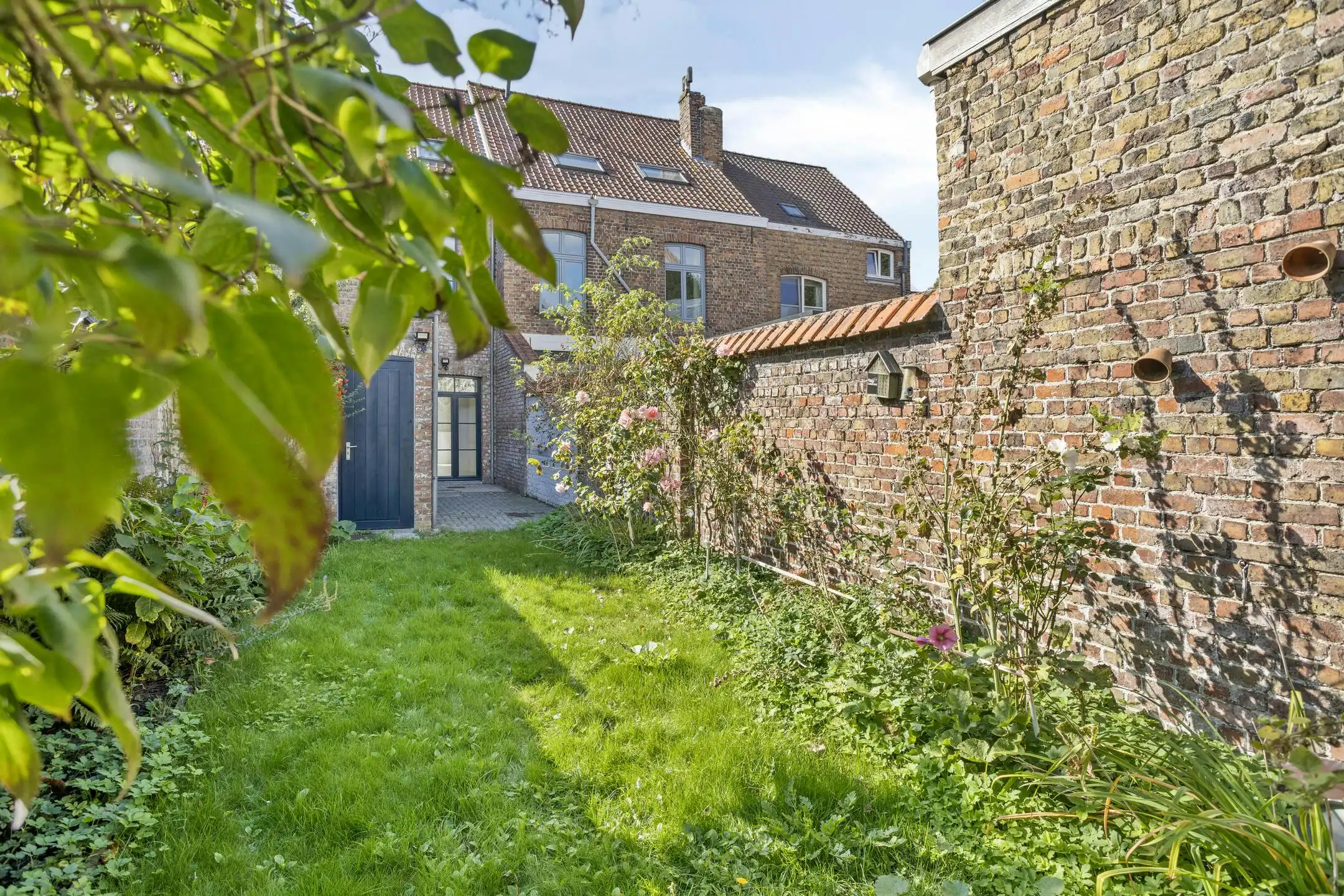 Karaktervolle stadswoning met 4 slaapkamers in Brugge foto 8