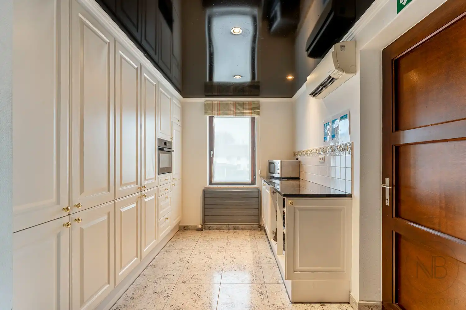 Woning met veelzijdig commercieel gebouw  op goede locatie in Driehoeven foto 25