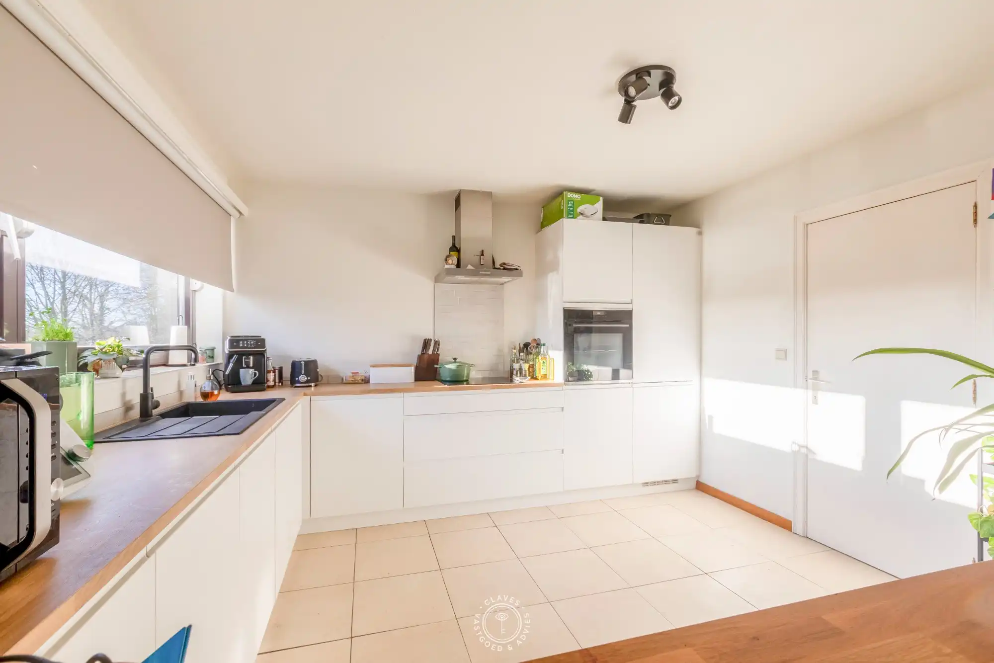 Fijn 2 slaapkamer appartement in Sinaai foto 5