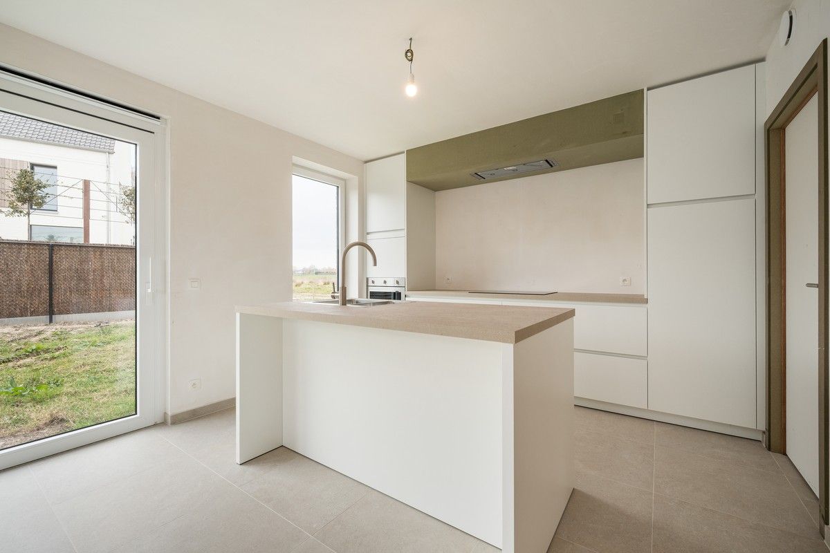Hectaar realiseert vier moderne halfopen woningen In Oekene foto 5
