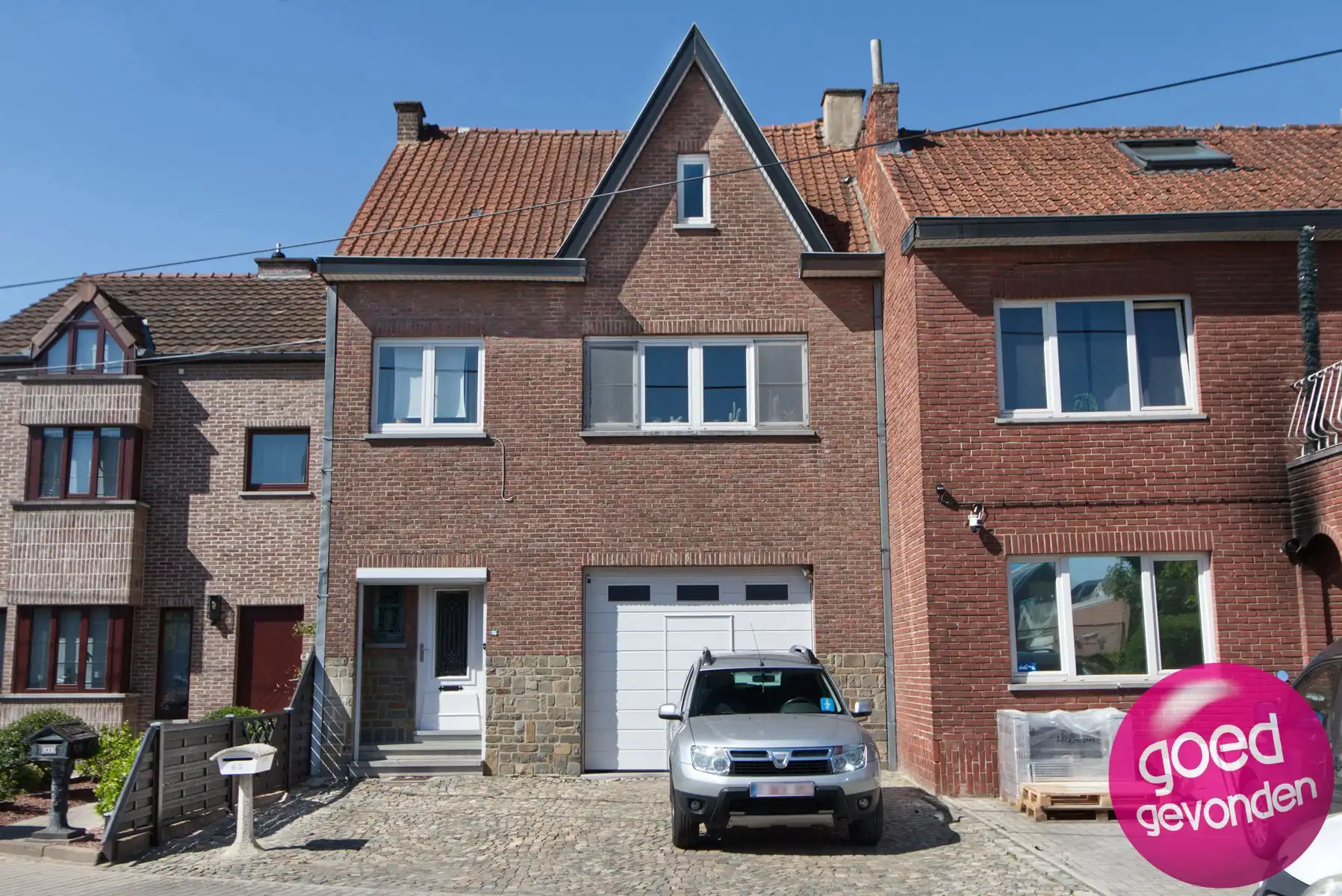 Hoofdfoto van de publicatie: WONING + BOUWGROND - 4 SLK - 2 GARAGES - ATELIER - CENTRUM 