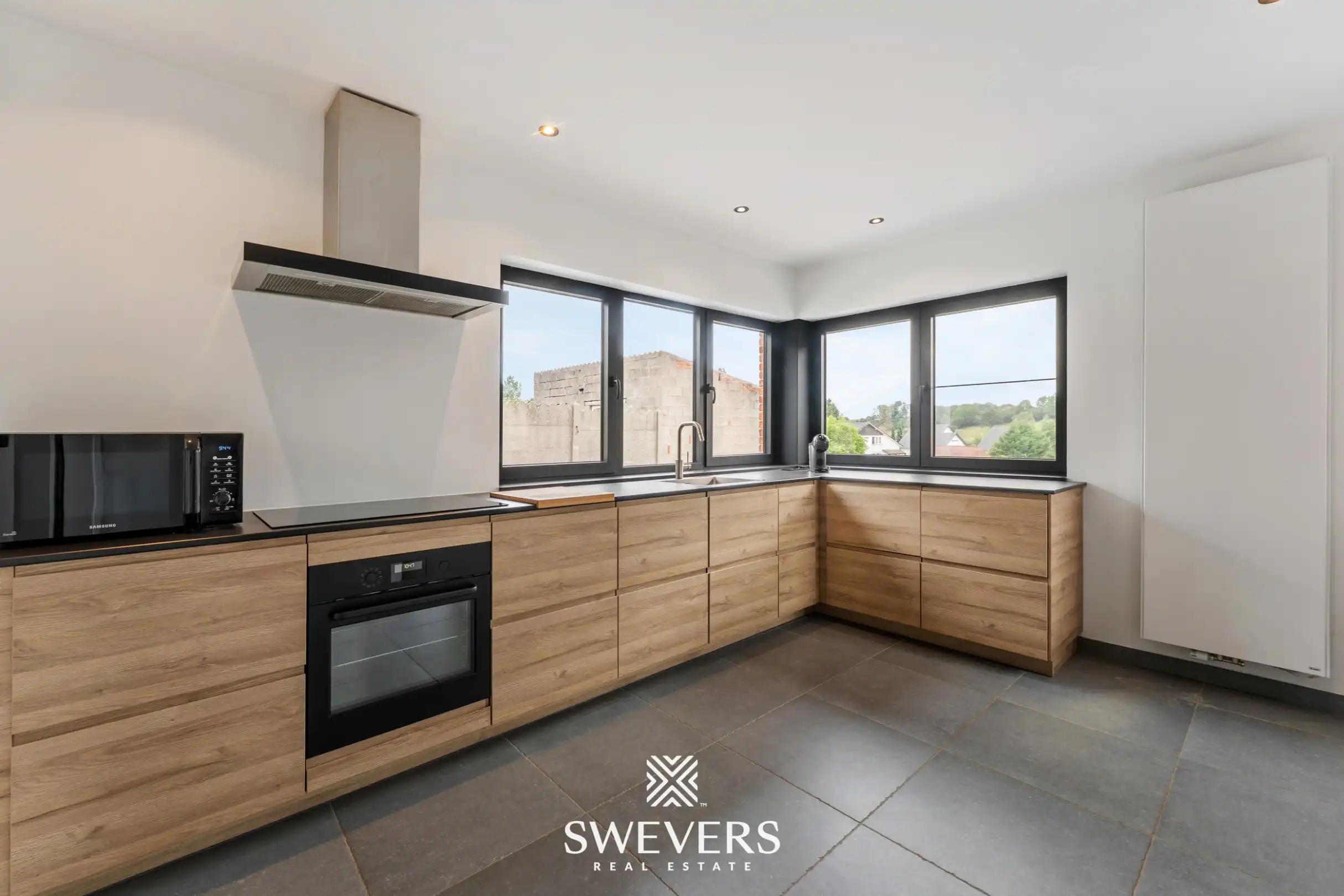 Instapklare halfopen woning op 800 m² met tuin grenzend aan natuurreservaat" foto 10