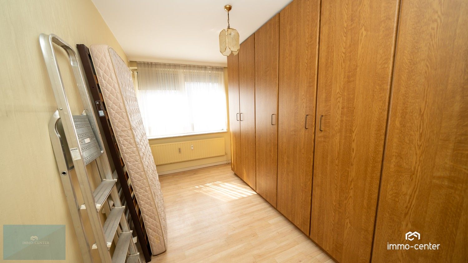 🏡 Instapklaar appartement met 2 slaapkamers in hartje Genk – Winterslagstraat 48 bus 4 foto 7