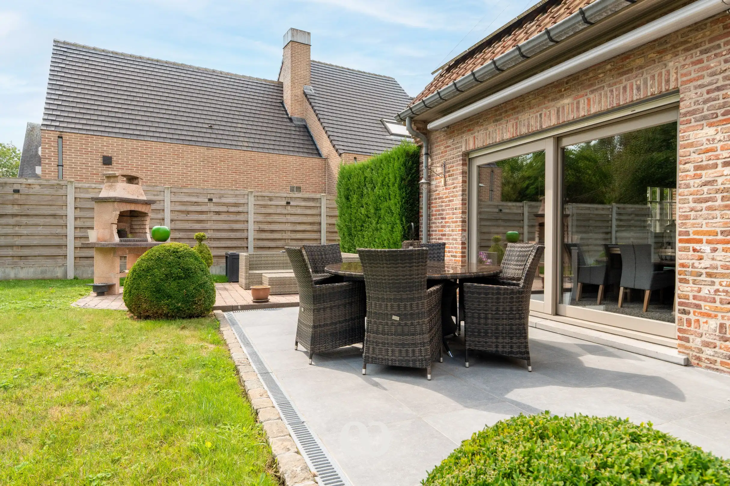 Prachtig onderhouden gezinswoning met 4 slaapkamers foto 18