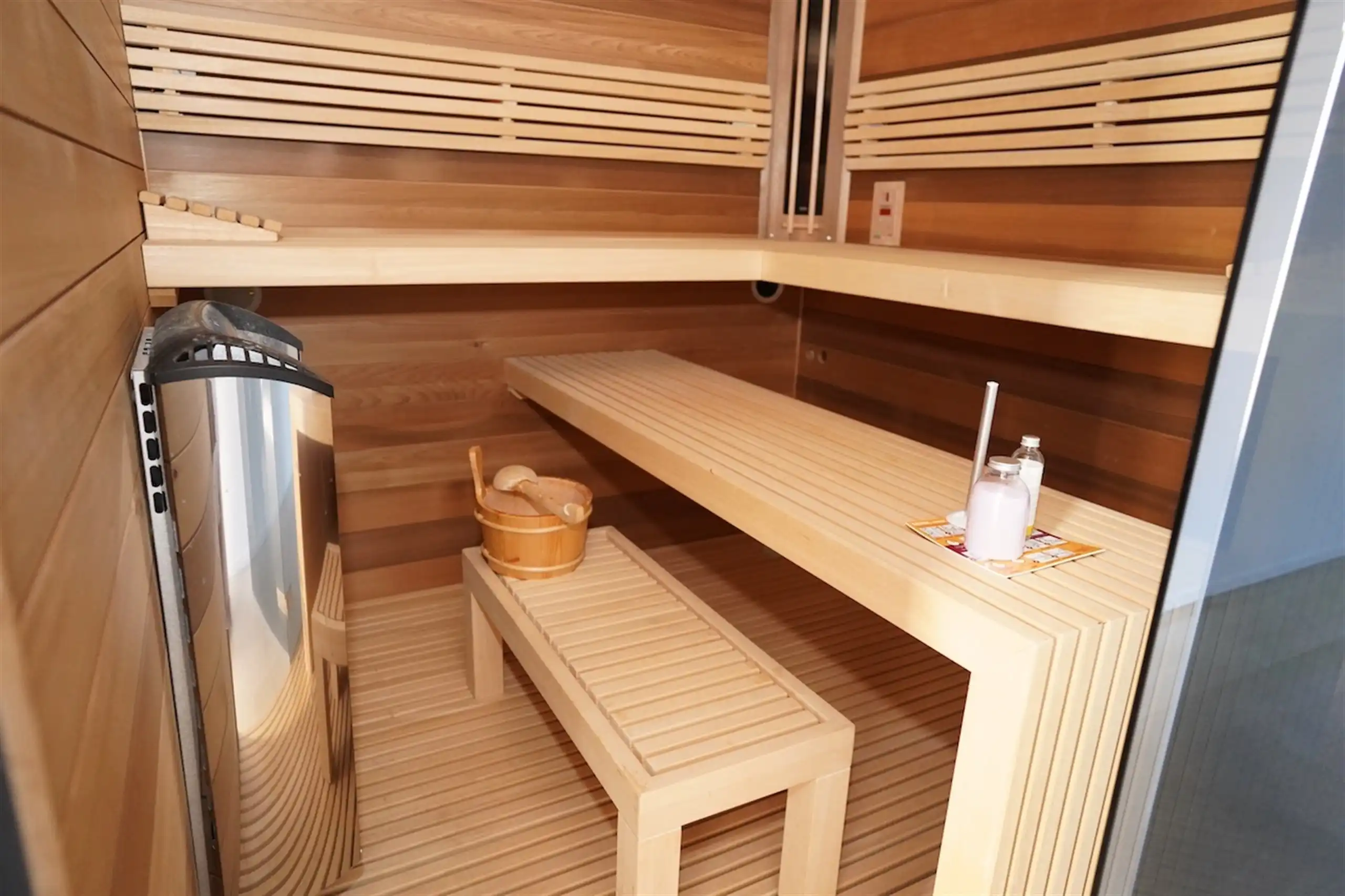 Exclusief Wonen: Luxepenthouse met Zwembadtoegang & 3 Slaapkamers! foto 18