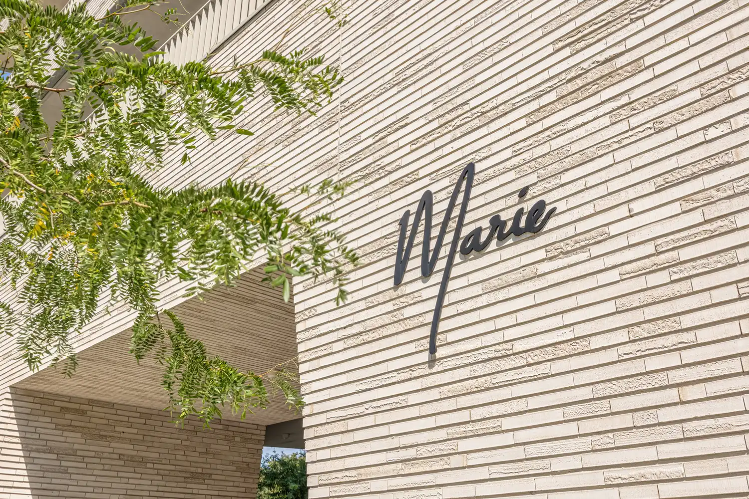 Luxueus en zorgeloos wonen op hoog niveau in de iconische Residentie Louise Marie - 2 slaapkamers en ruim terras (EPC A!) - verkoop onder het registratiestelsel! foto 6