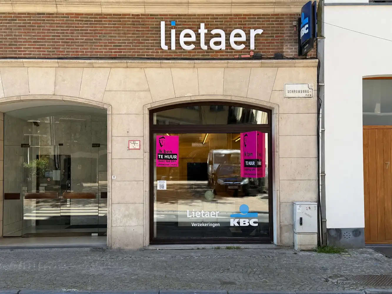 WERKEN IN HET HART VAN KORTRIJK foto {{pictureIndex}}