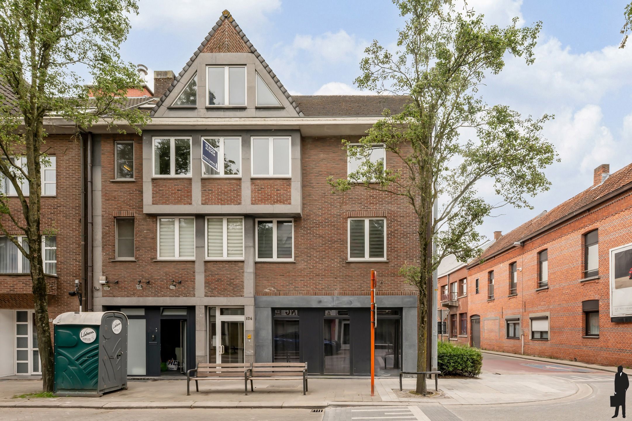 Instapklaar appartement van ca. 155 m² met 3 slpks  foto 2