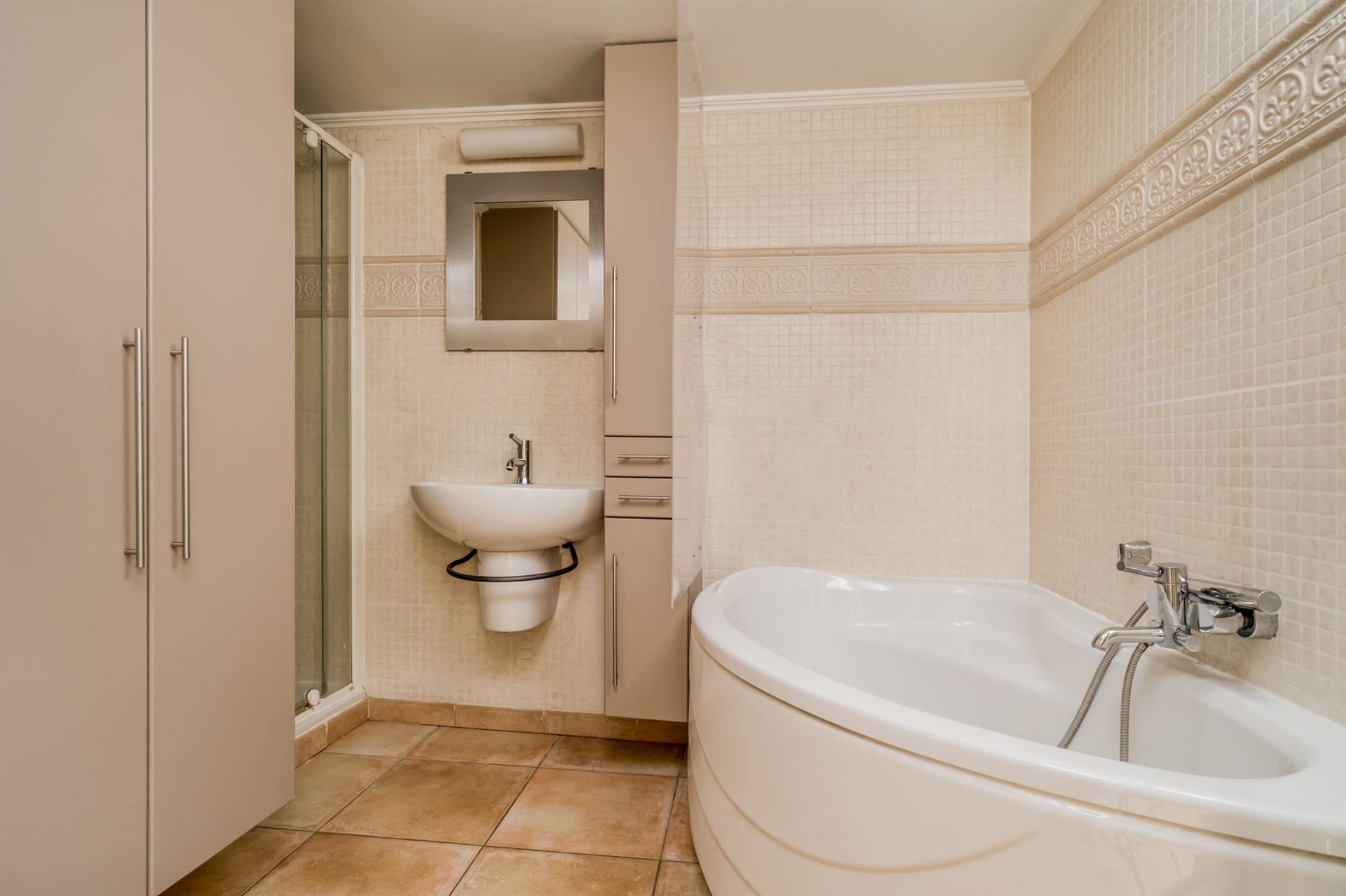 Instapklare woning met 3/4 slpks aan park Bel air! foto 9