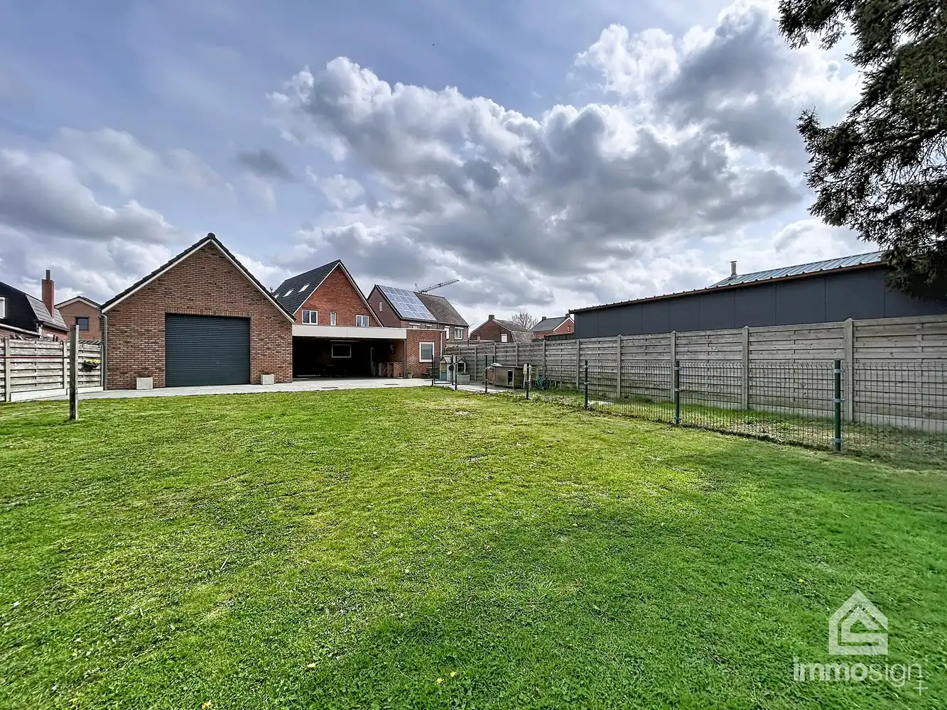 Zeer ruime woning met werkplaats in Hamont-Achel! foto 44