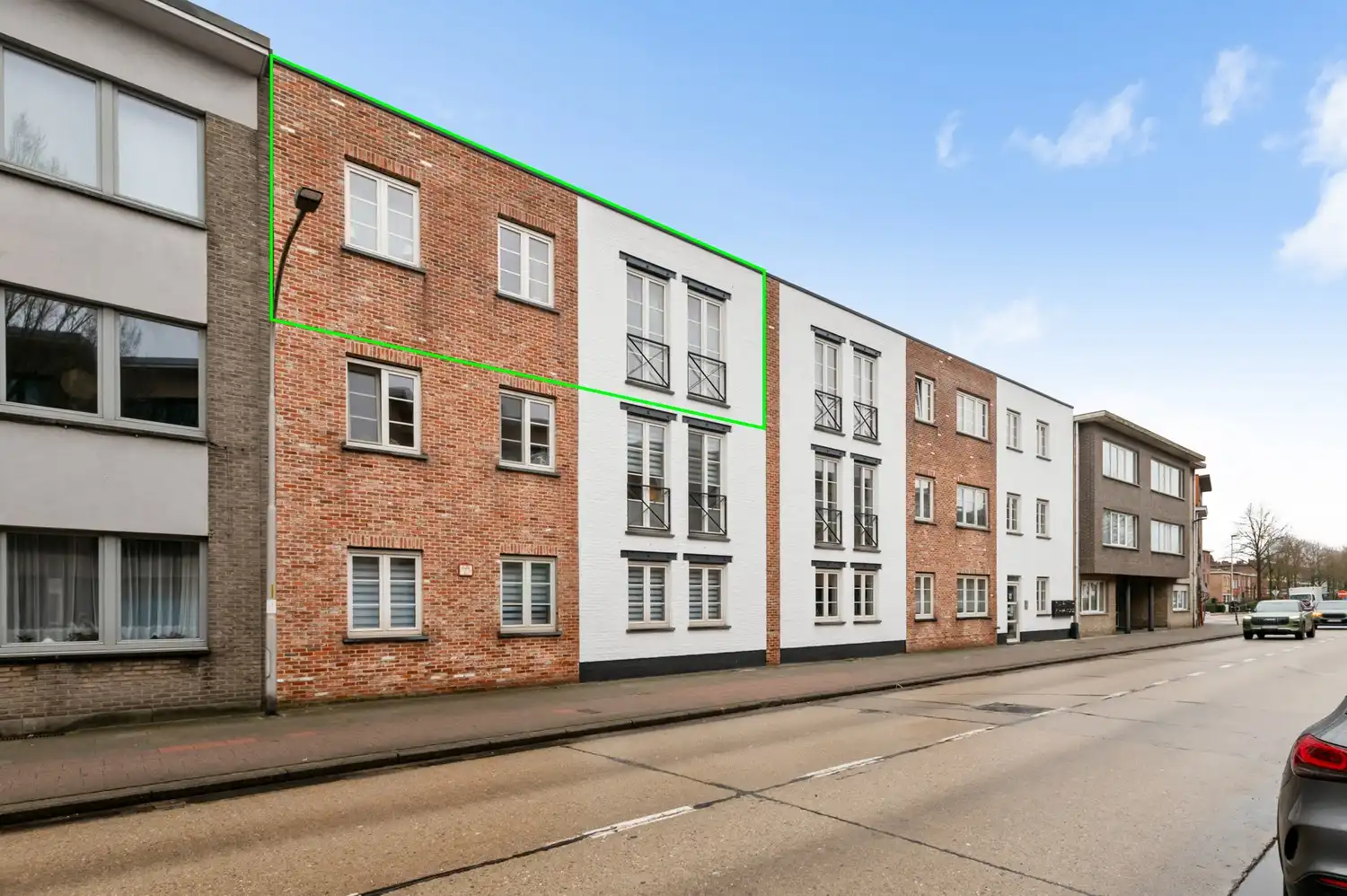 Instapklaar appartement met 2 slaapkamers! foto {{pictureIndex}}