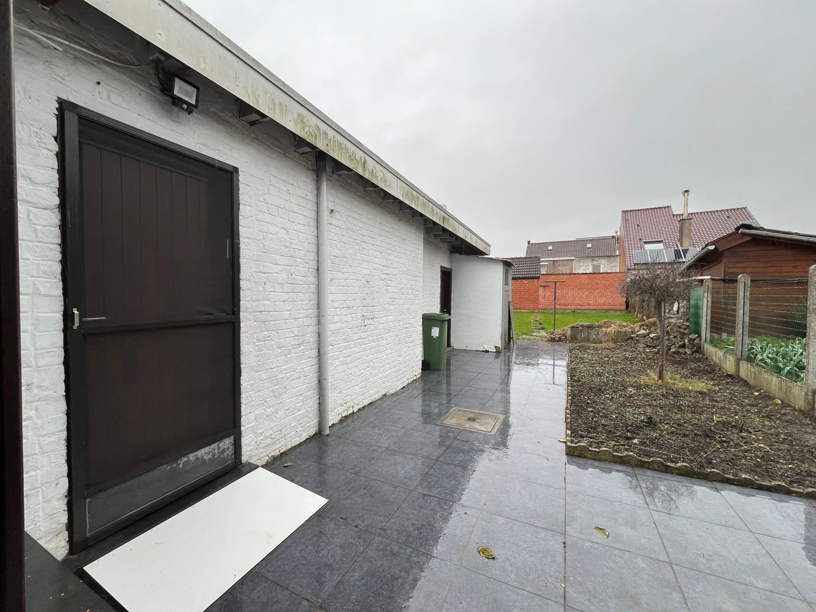 Rustig gelegen woning met ruime tuin. foto 23