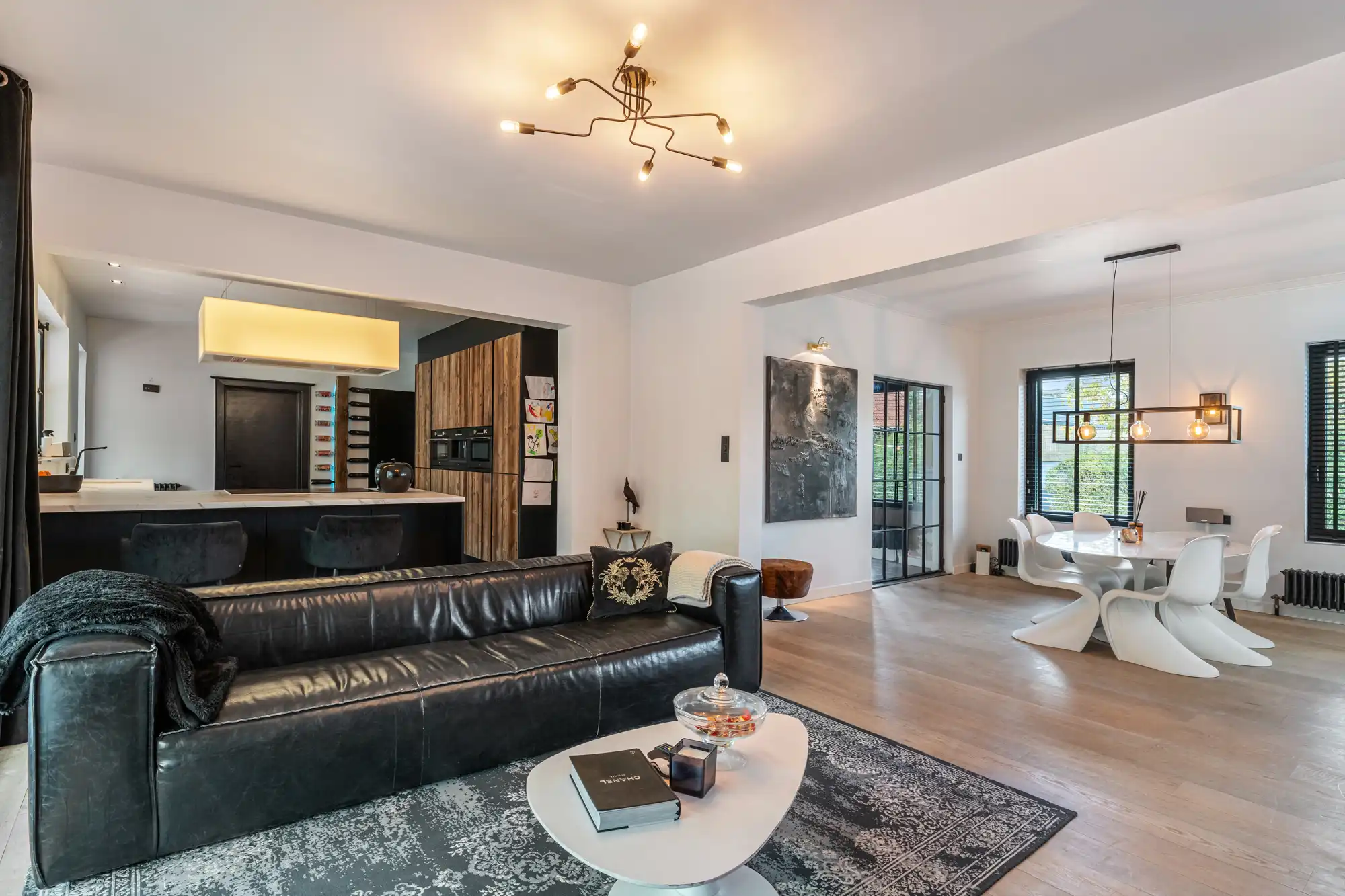 Villa te koop foto 12