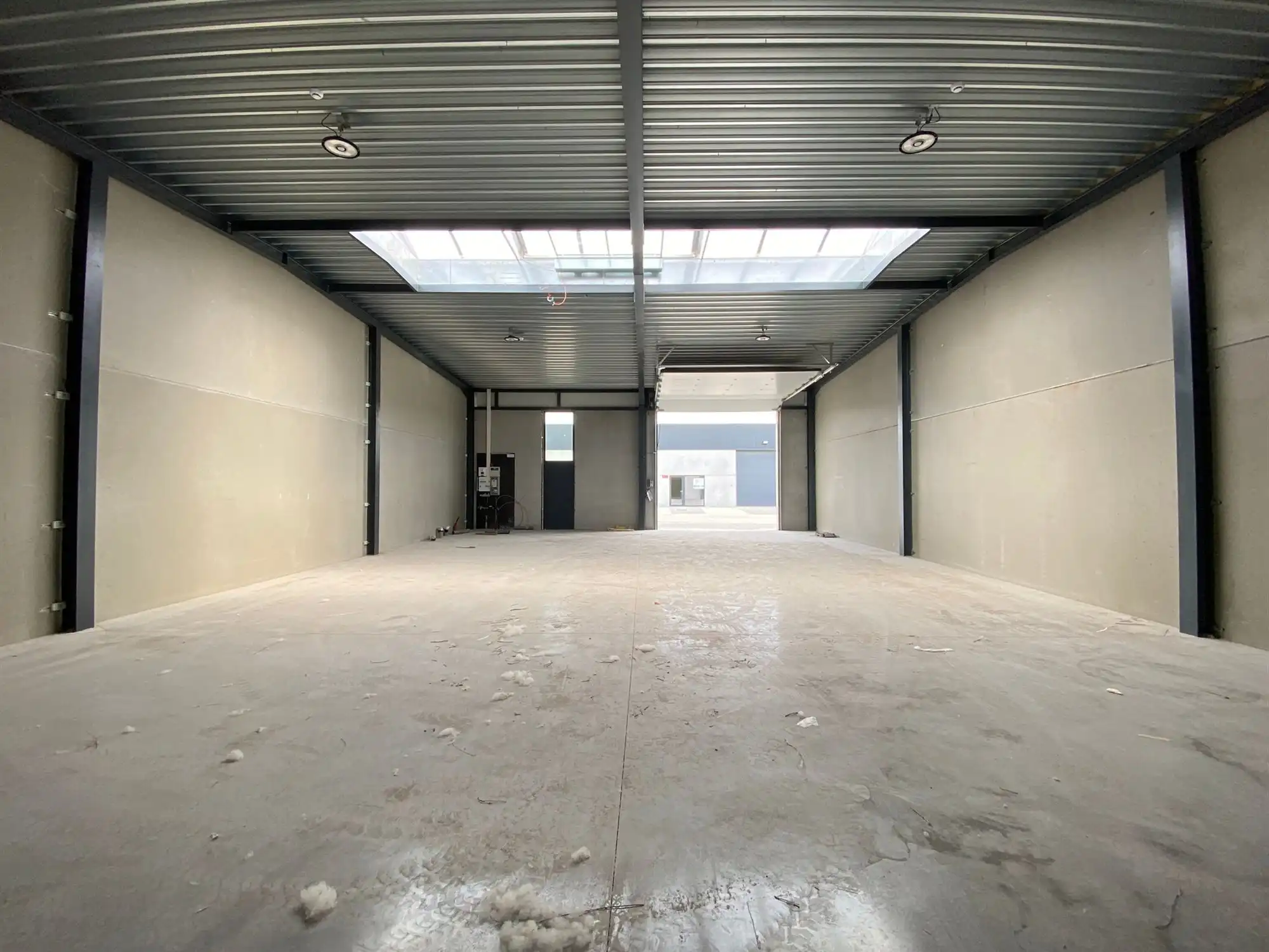 KMO-unit van 207m² in bedrijventerrein De Melkerij in Evergem-Sleidinge foto 5