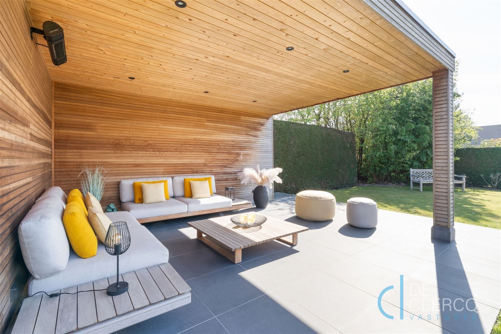 Vrijstaande woning met prachtige lounge en tuin te koop!  foto 19