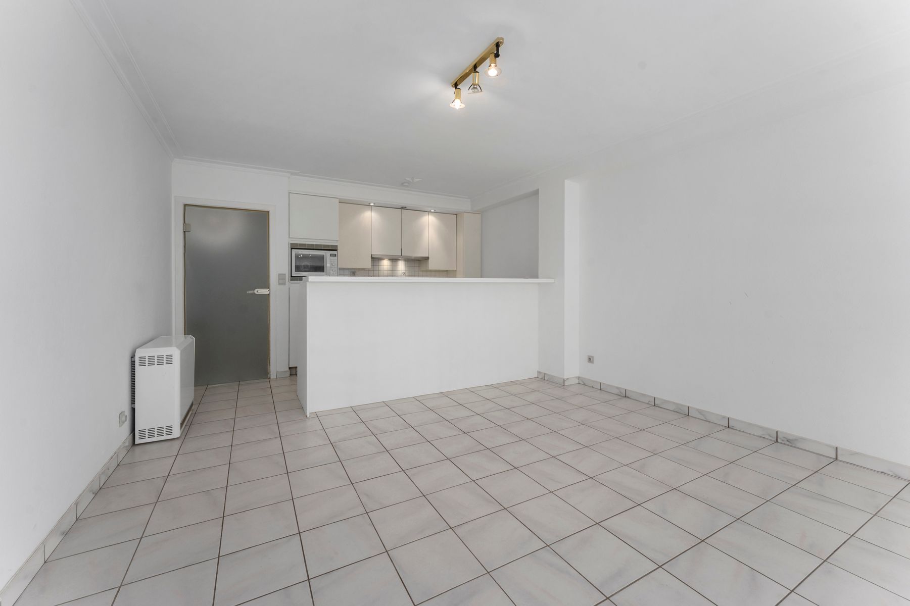 Verzorgd appartement met terrasje op enkele passen van zee foto 6