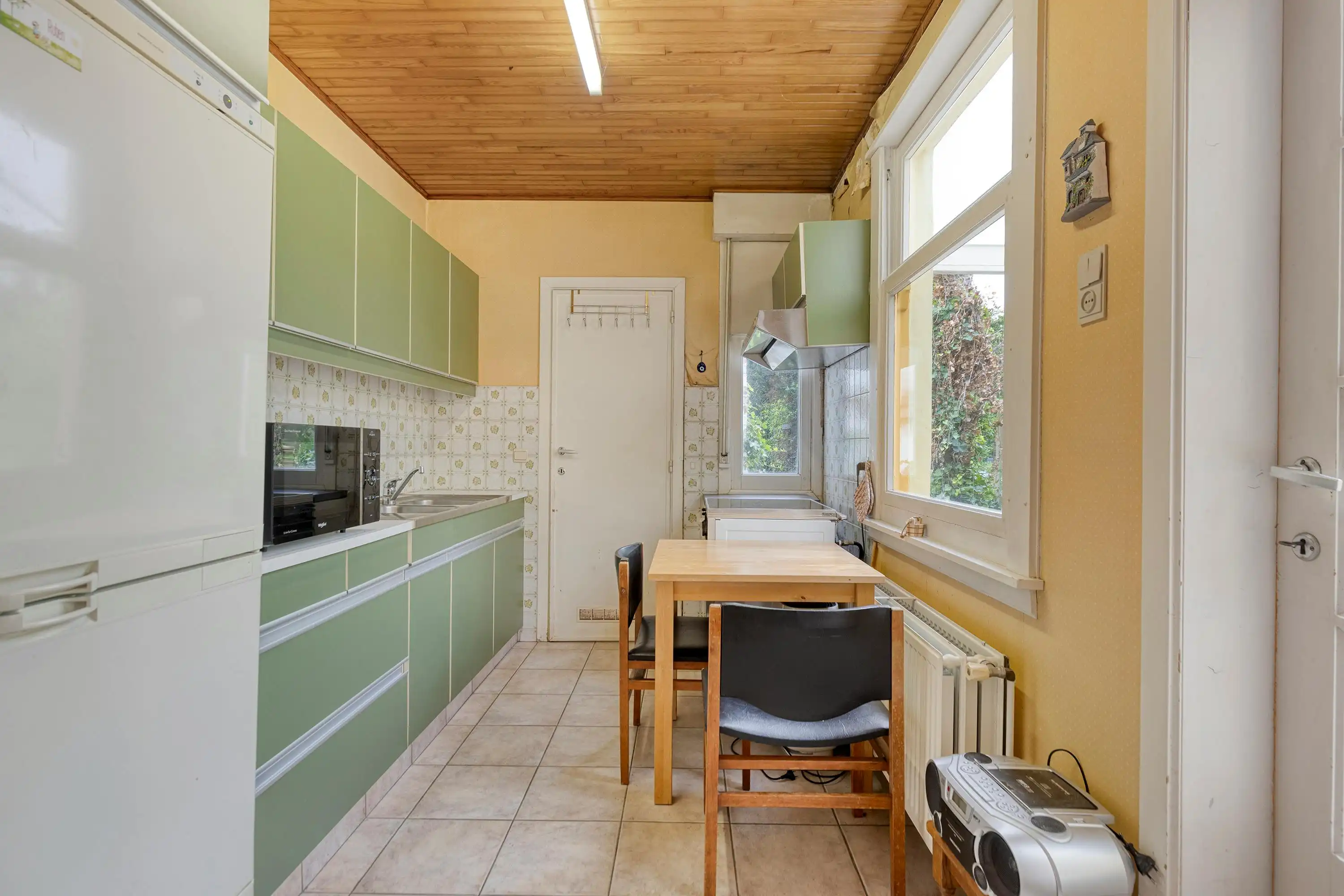 Huis met veel potentieel te koop in Borsbeek!  foto 6