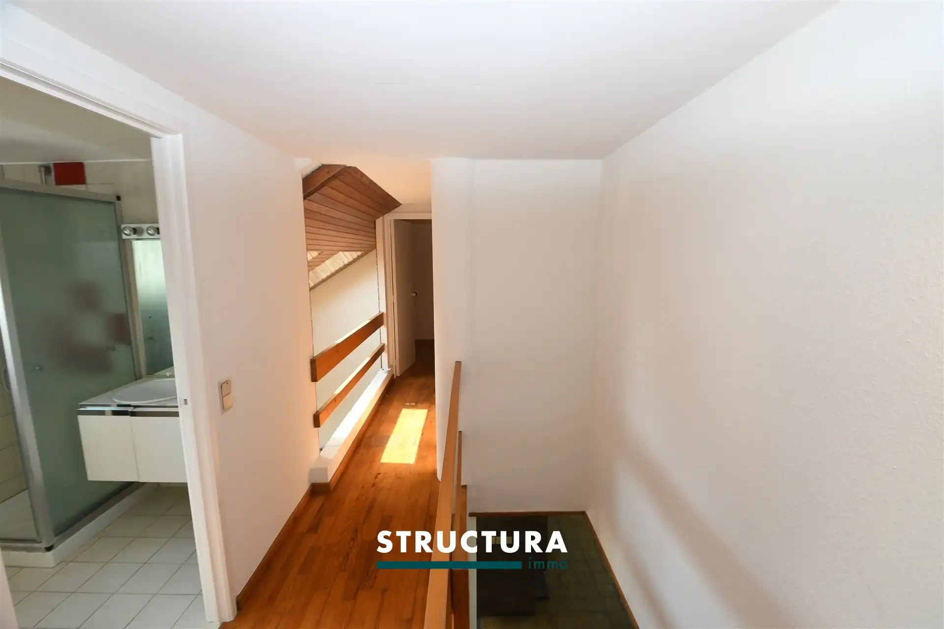 Duplex appartement met zonovergoten terras in het centrum! foto 9