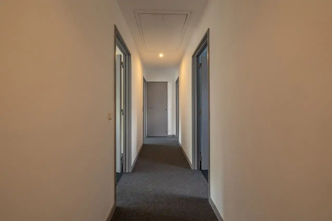 instapklare woning (3 slpk) in oude gemeenteschool foto 18