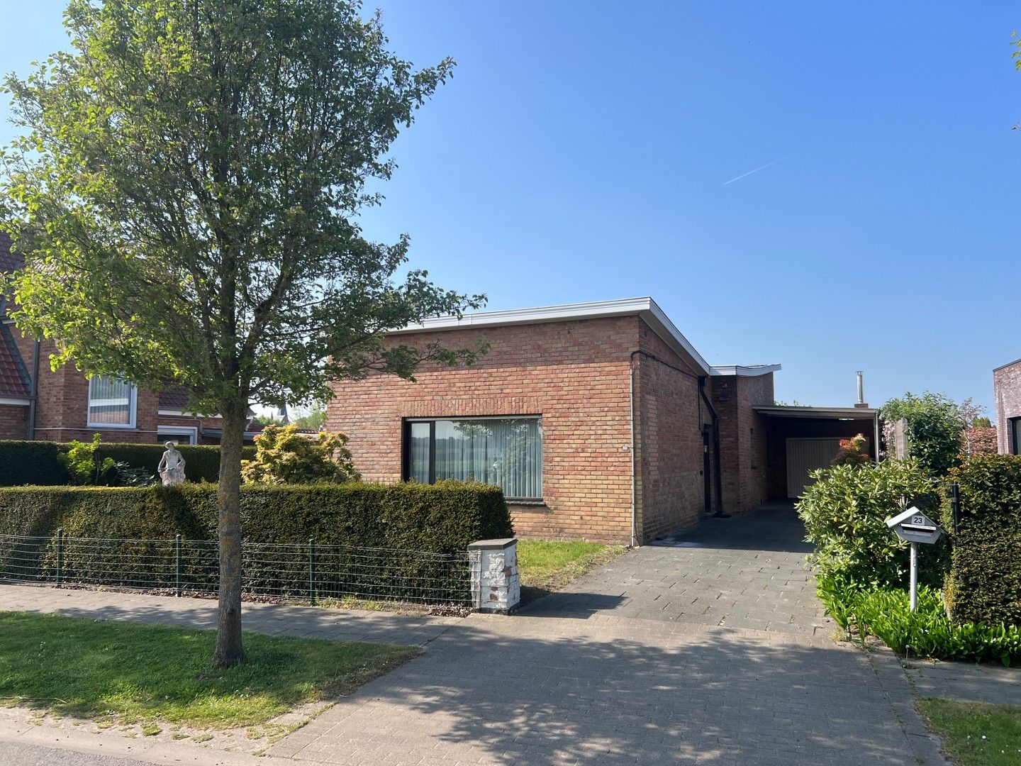 ()=>{if(producerUpdateValueVersion(node),producerAccessed(node),node.value===ERRORED)throw node.error;return node.value} Oostmoerstraat 23 - 8490 Snellegem