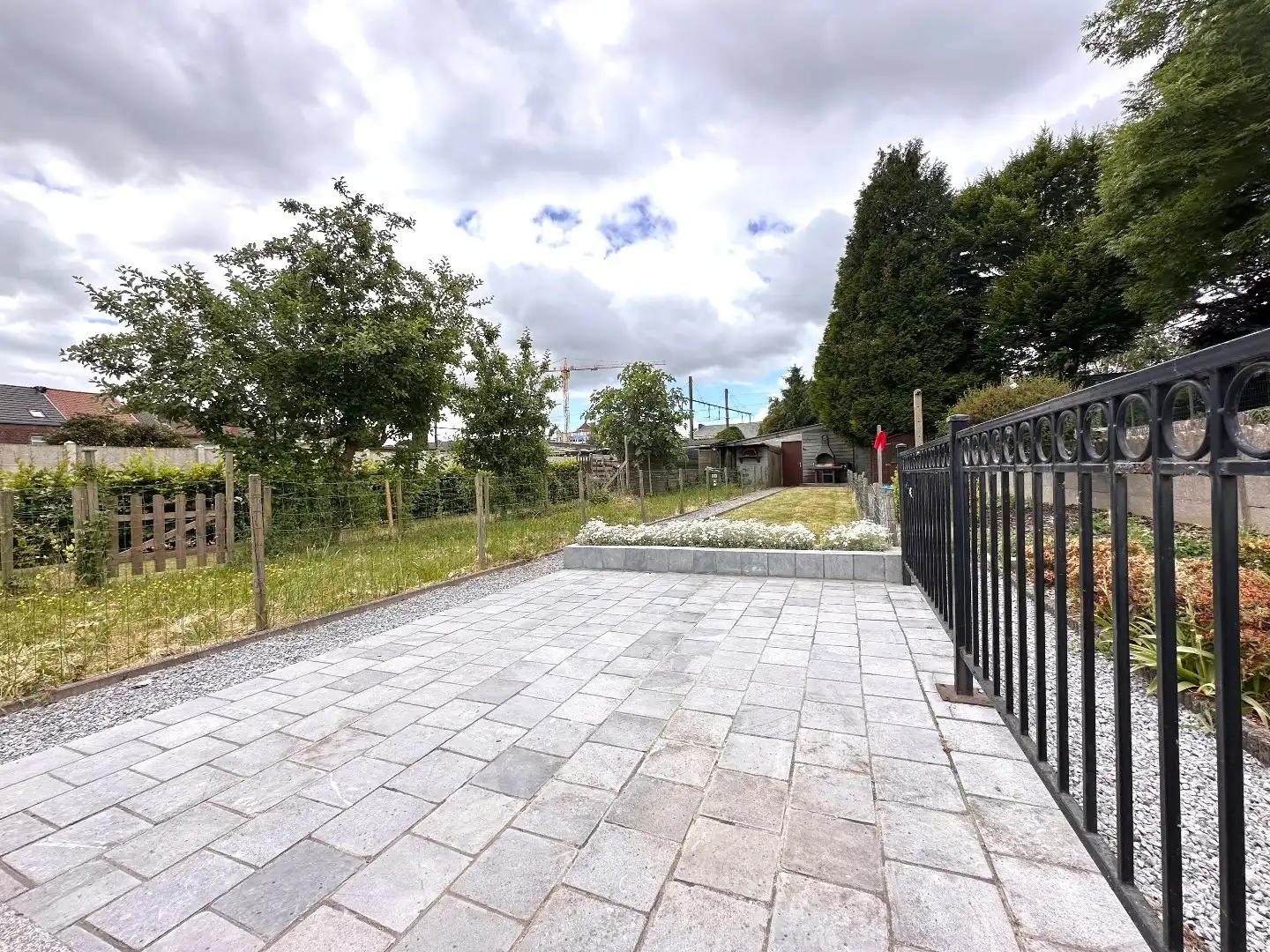 Volledig gerenoveerde woning met garage en tuin in hartje Tongeren! foto 19