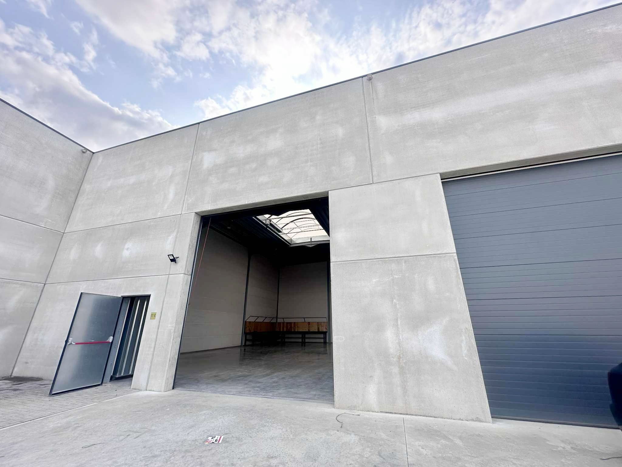 QUASI NIEUWBOUW KMO-UNIT MET 2 PARKEERPLAATSEN foto 2
