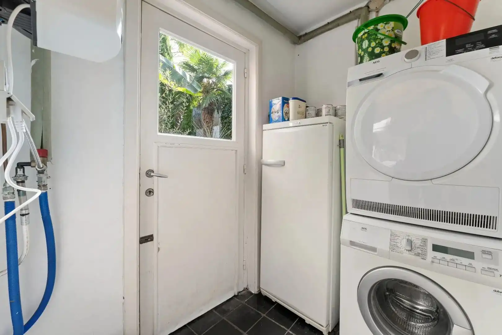 Op te frissen stadswoning met binnentuin foto 8