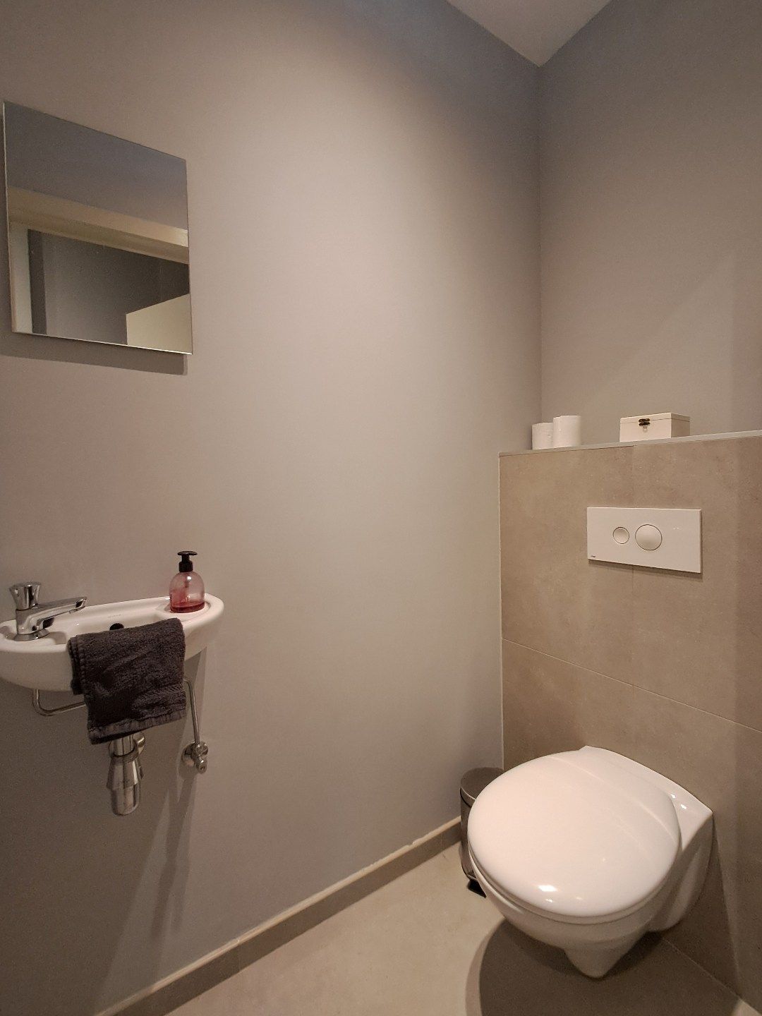 Ruim gelijkvloers appartement te Oostveld. foto 5